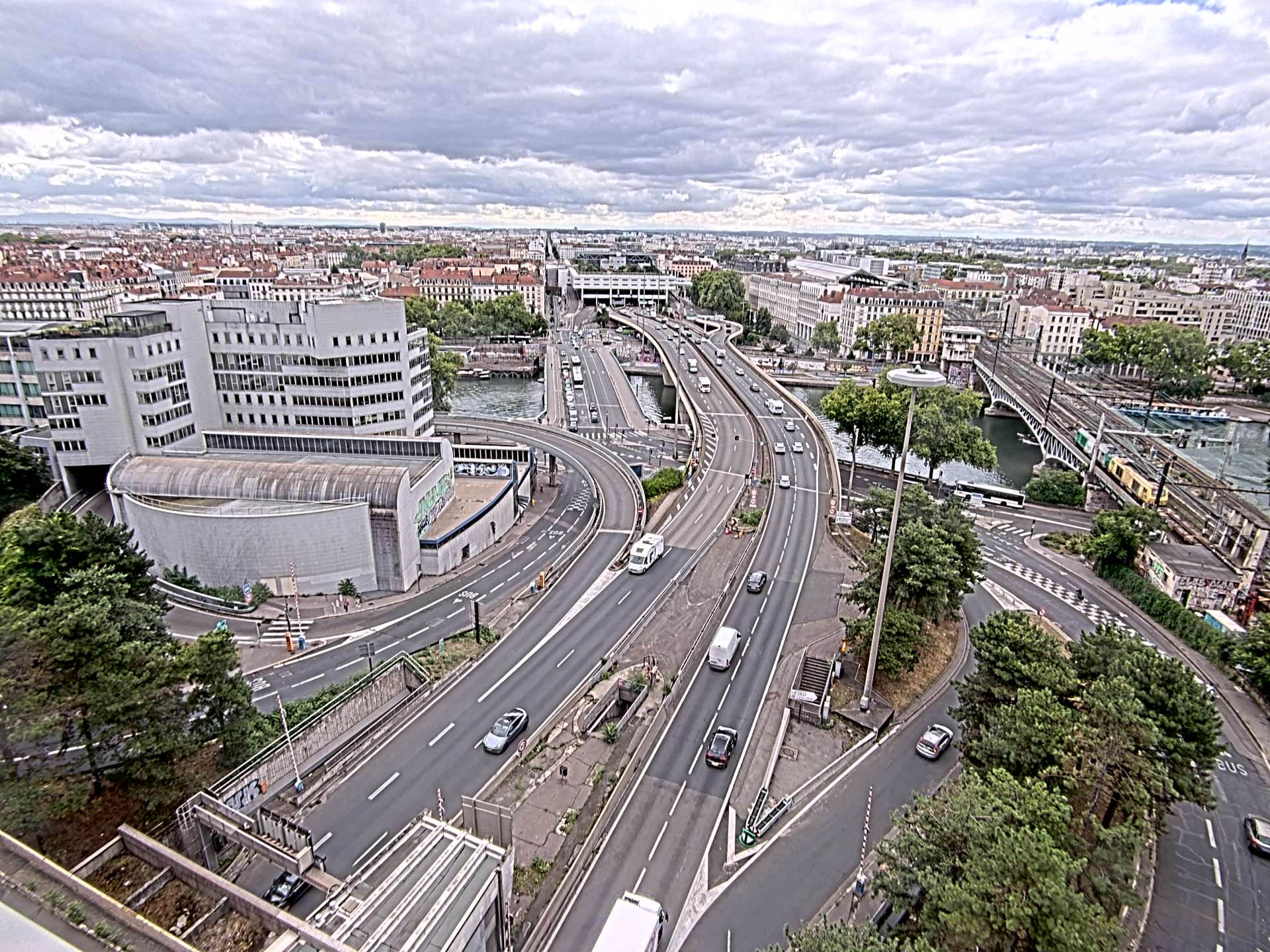 Caméra autoroute à Lyon Perrache à l'entrée Sud du Tunnel sous Fourvière, en direction de Marseille