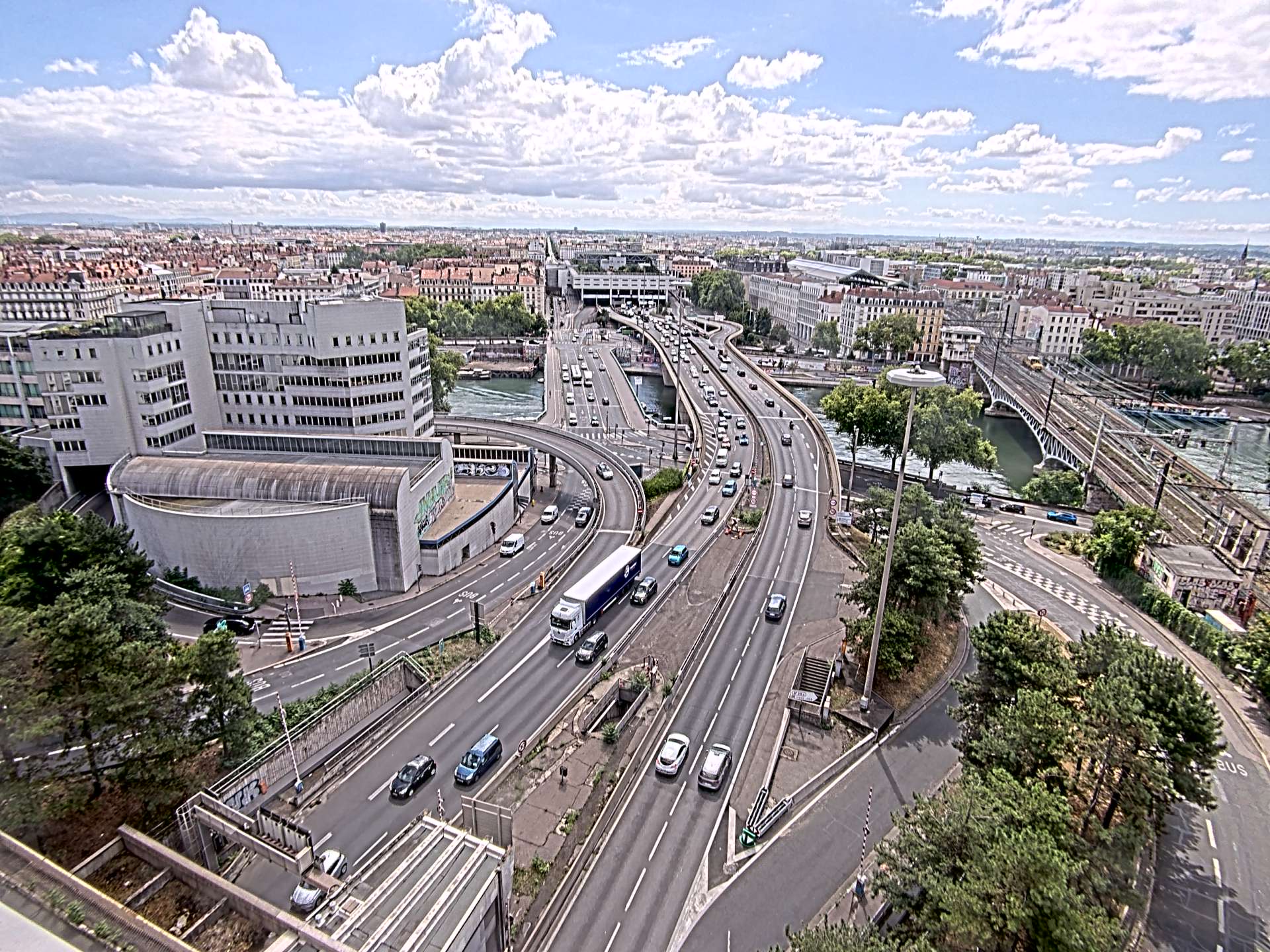 Caméra autoroute à Lyon Perrache à l'entrée Sud du Tunnel sous Fourvière, en direction de Marseille