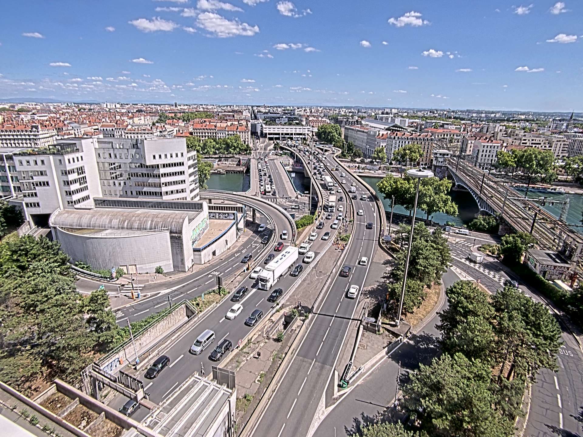 Caméra autoroute à Lyon Perrache à l'entrée Sud du Tunnel sous Fourvière, en direction de Marseille