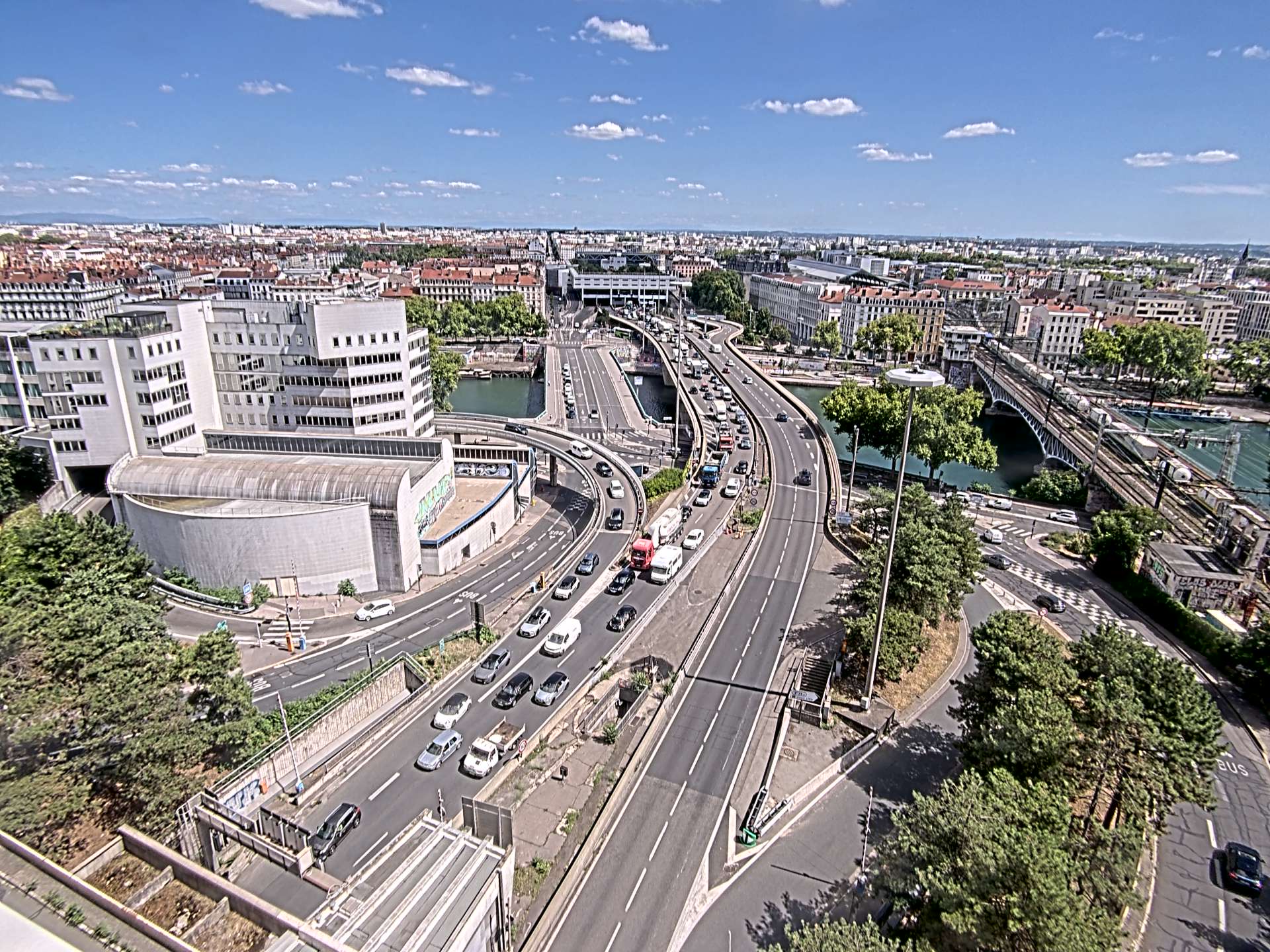 Caméra autoroute à Lyon Perrache à l'entrée Sud du Tunnel sous Fourvière, en direction de Marseille