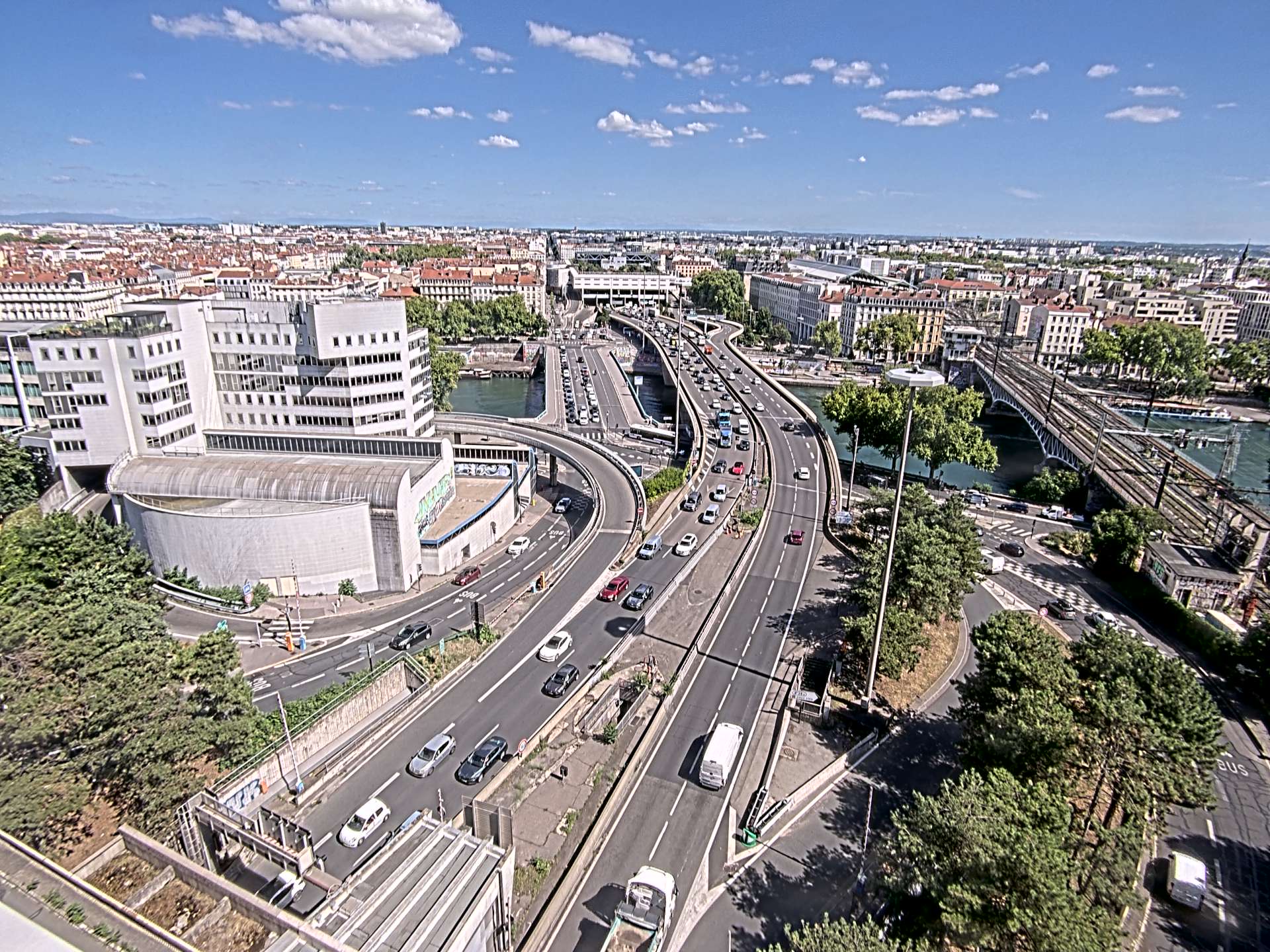 Caméra autoroute à Lyon Perrache à l'entrée Sud du Tunnel sous Fourvière, en direction de Marseille