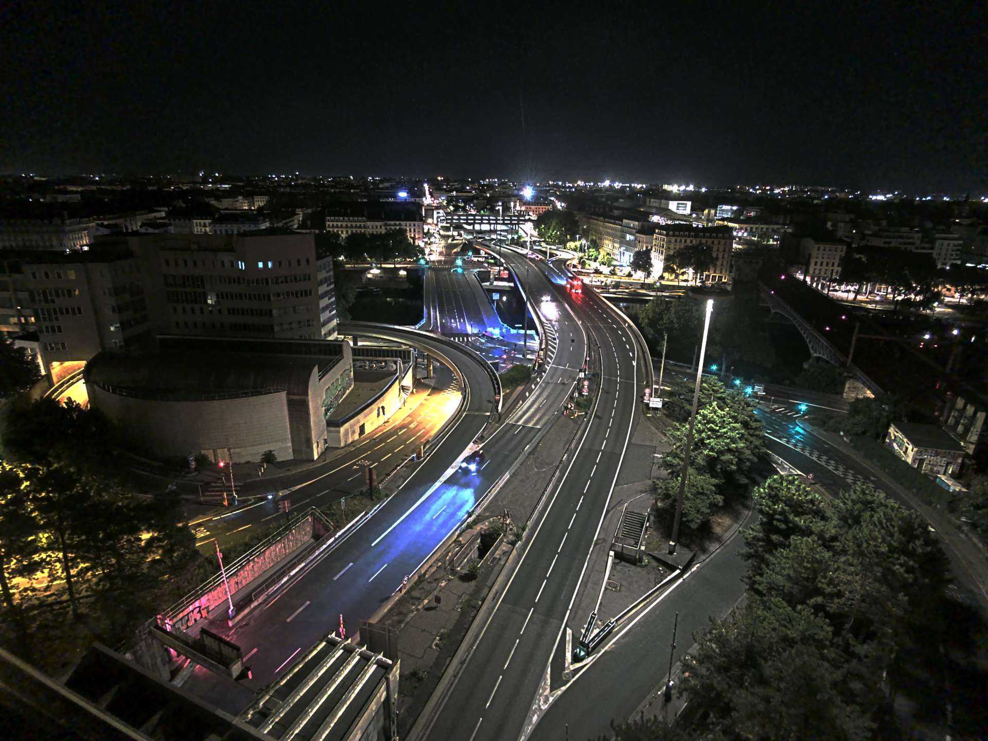 Caméra autoroute à Lyon Perrache à l'entrée Sud du Tunnel sous Fourvière, en direction de Marseille