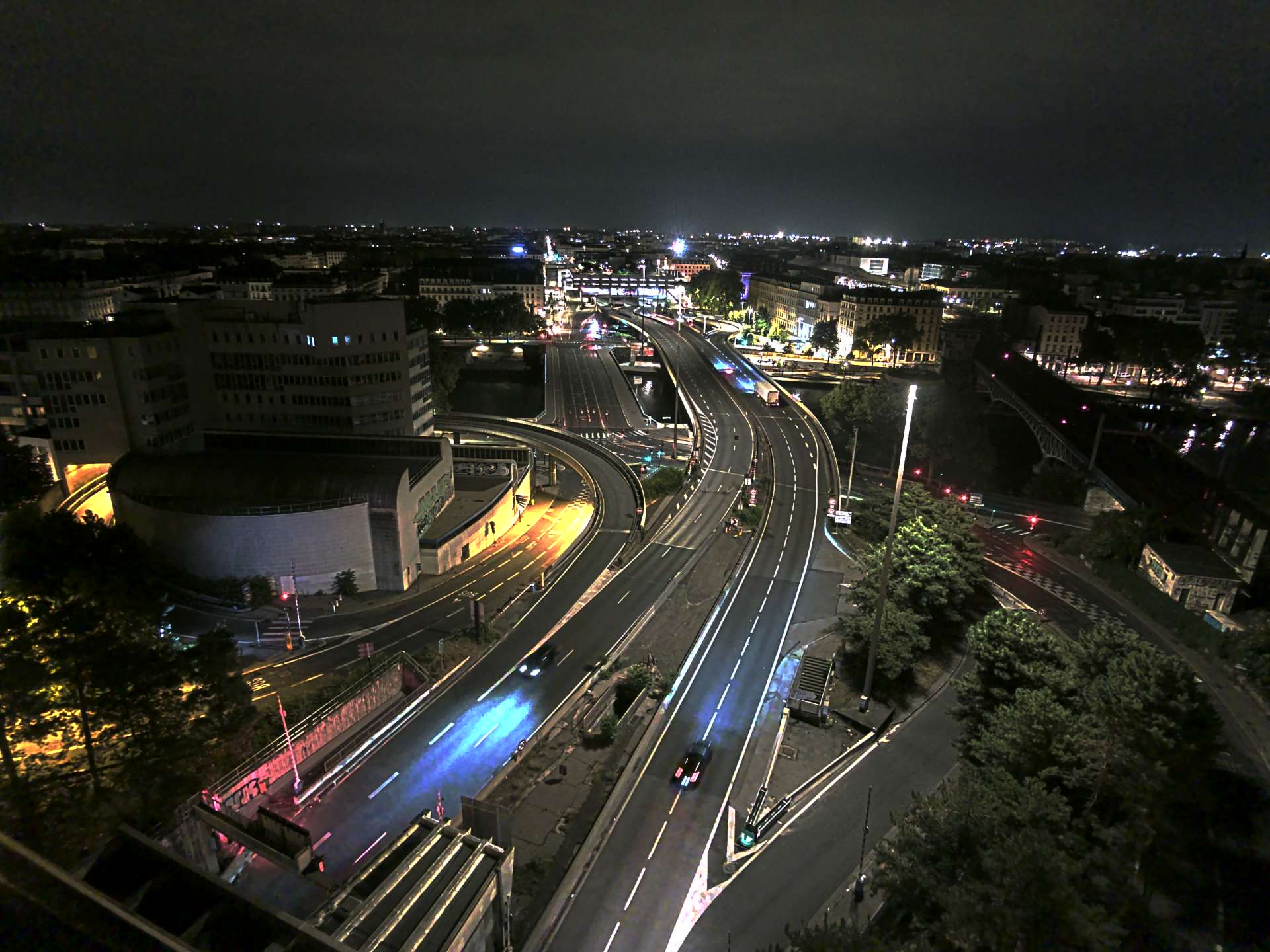 Caméra autoroute à Lyon Perrache à l'entrée Sud du Tunnel sous Fourvière, en direction de Marseille
