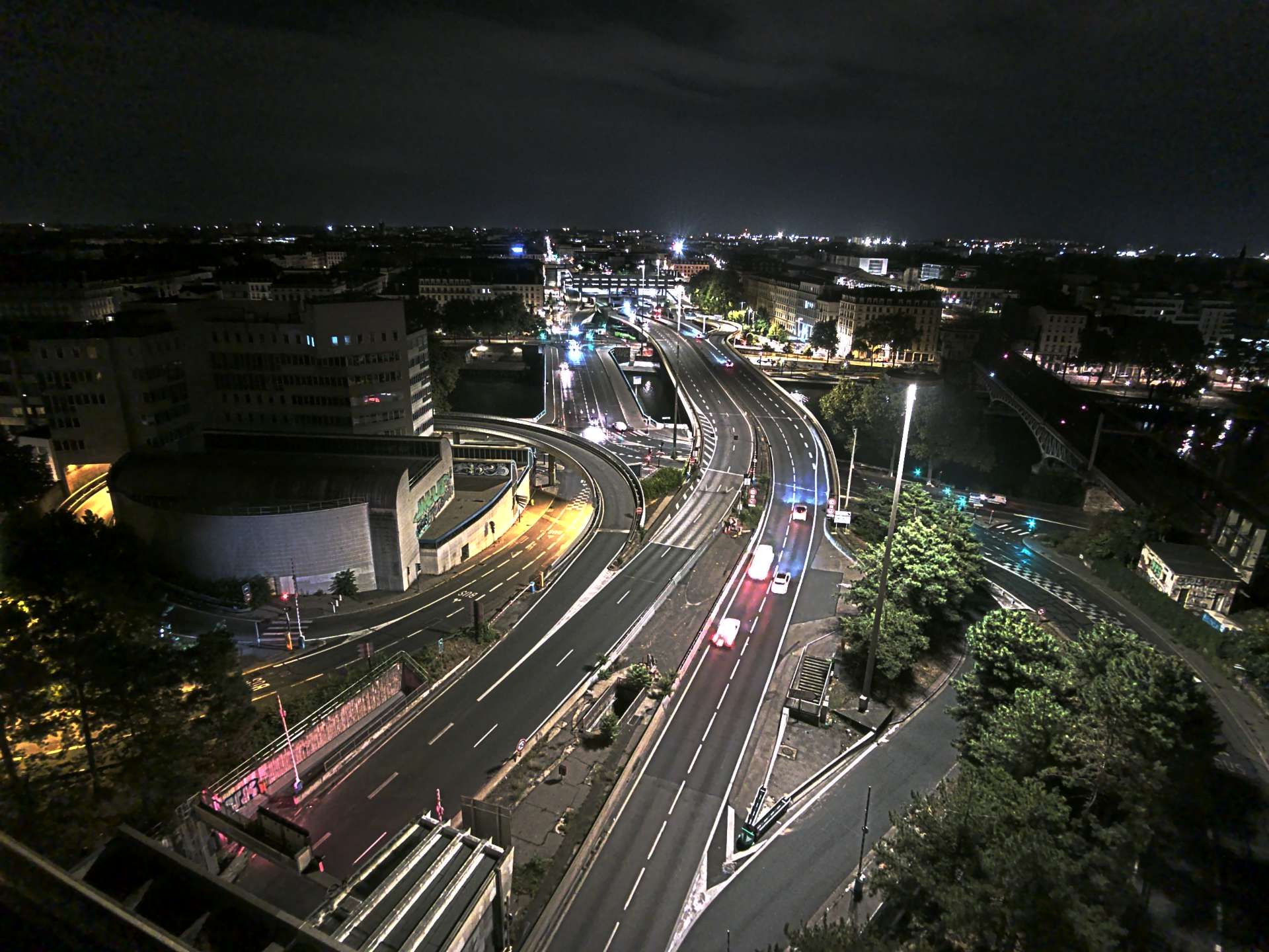 Caméra autoroute à Lyon Perrache à l'entrée Sud du Tunnel sous Fourvière, en direction de Marseille