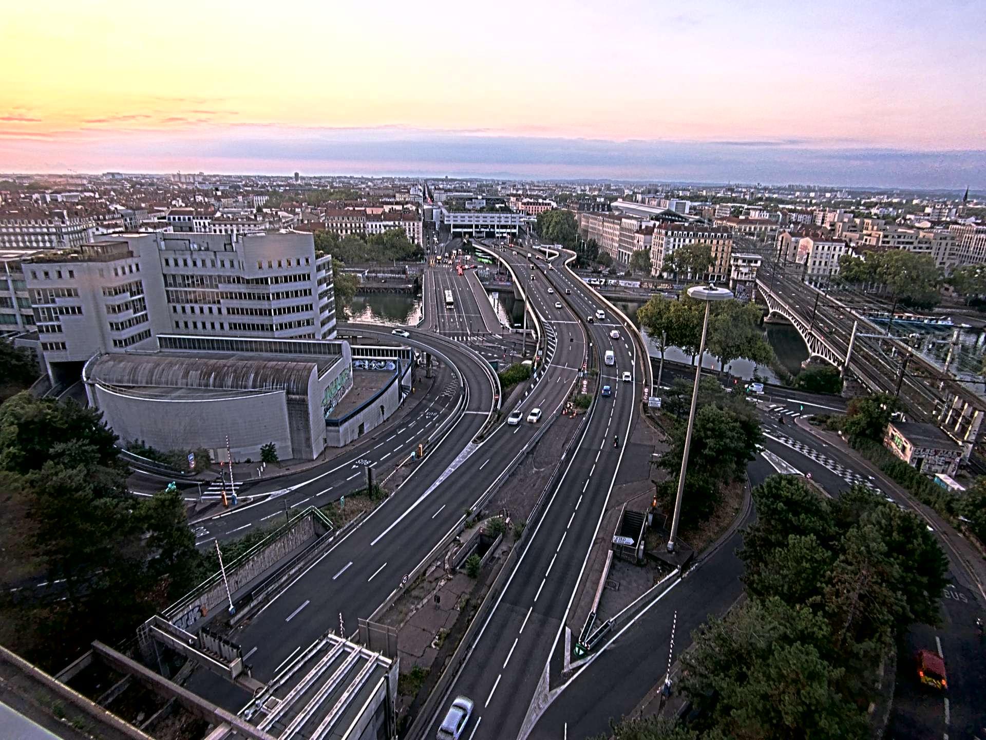 Caméra autoroute à Lyon Perrache à l'entrée Sud du Tunnel sous Fourvière, en direction de Marseille