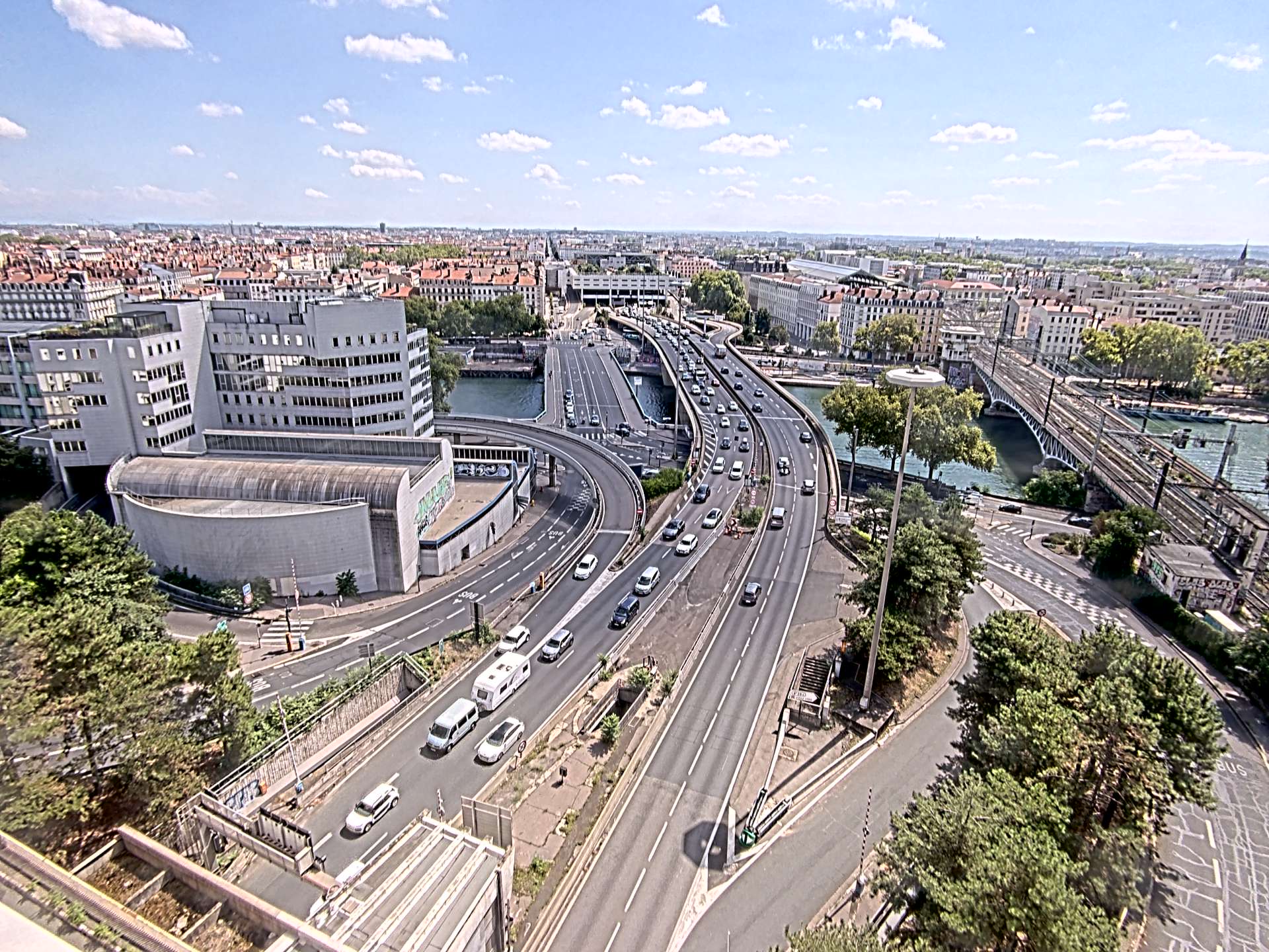 Caméra autoroute à Lyon Perrache à l'entrée Sud du Tunnel sous Fourvière, en direction de Marseille