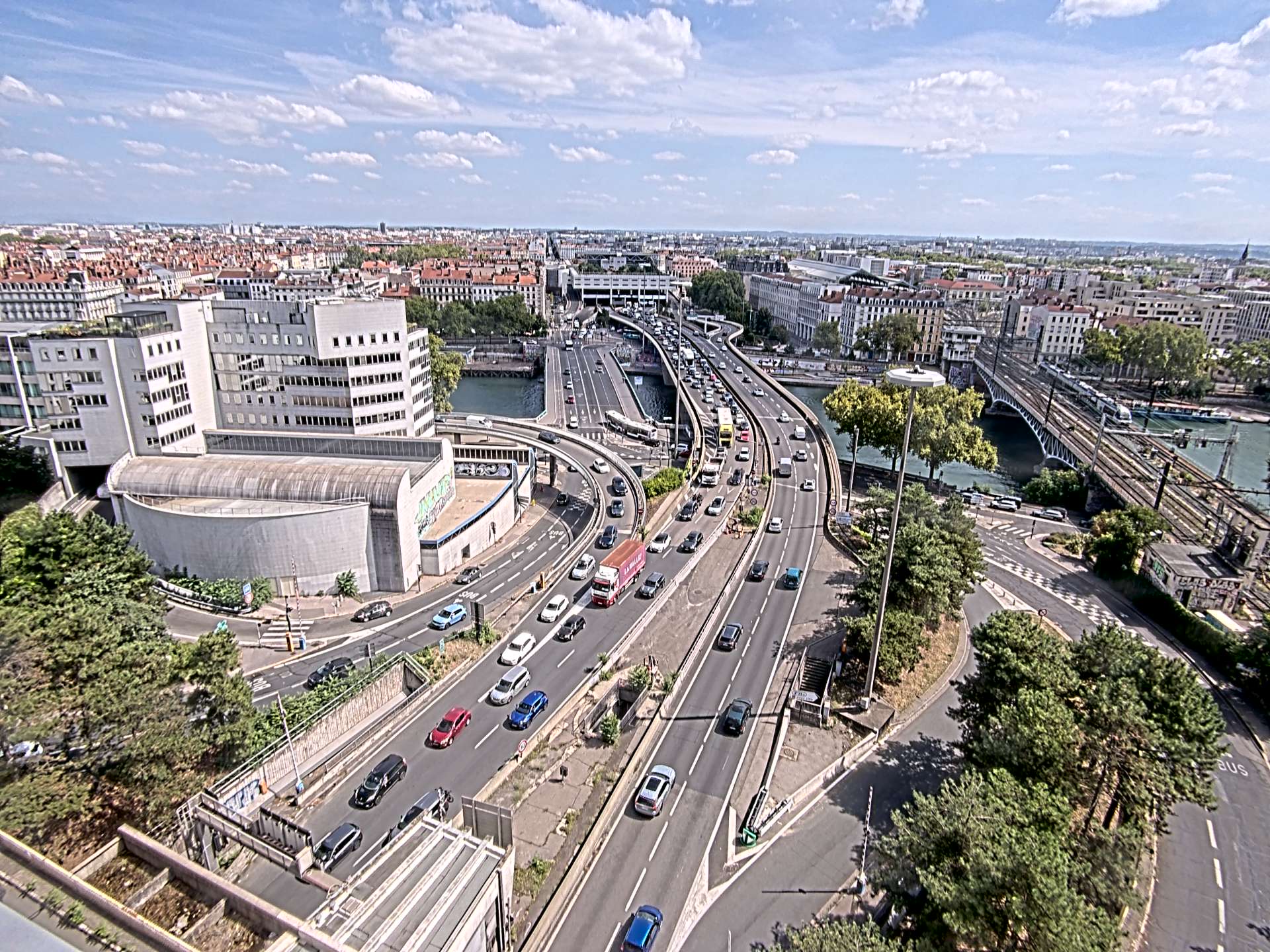Caméra autoroute à Lyon Perrache à l'entrée Sud du Tunnel sous Fourvière, en direction de Marseille