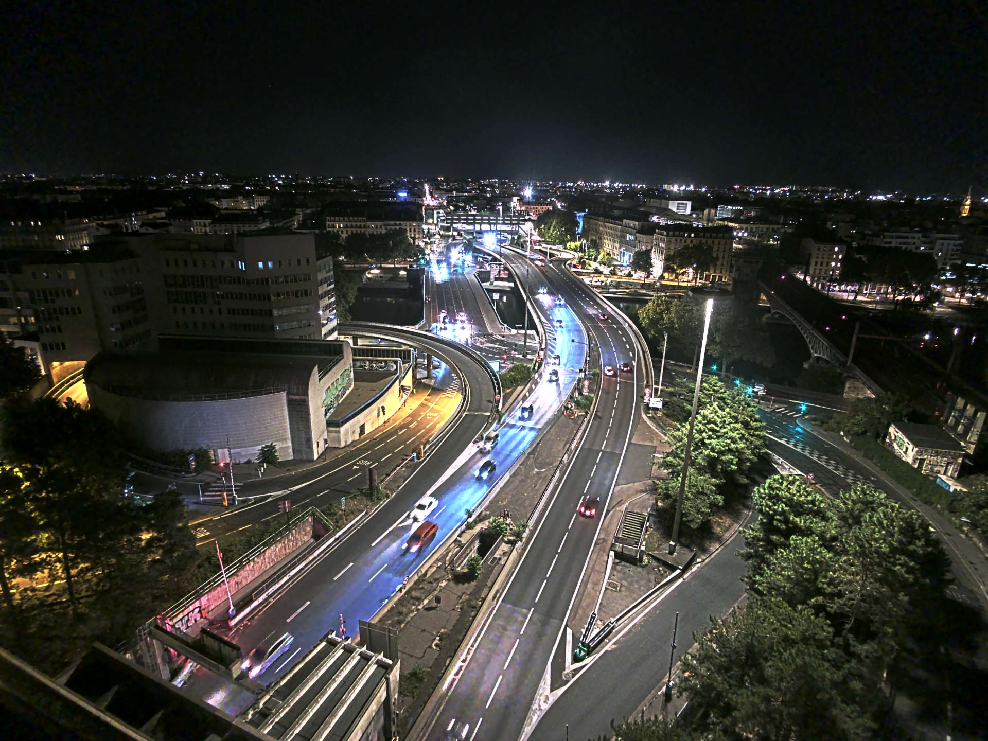 Caméra autoroute à Lyon Perrache à l'entrée Sud du Tunnel sous Fourvière, en direction de Marseille
