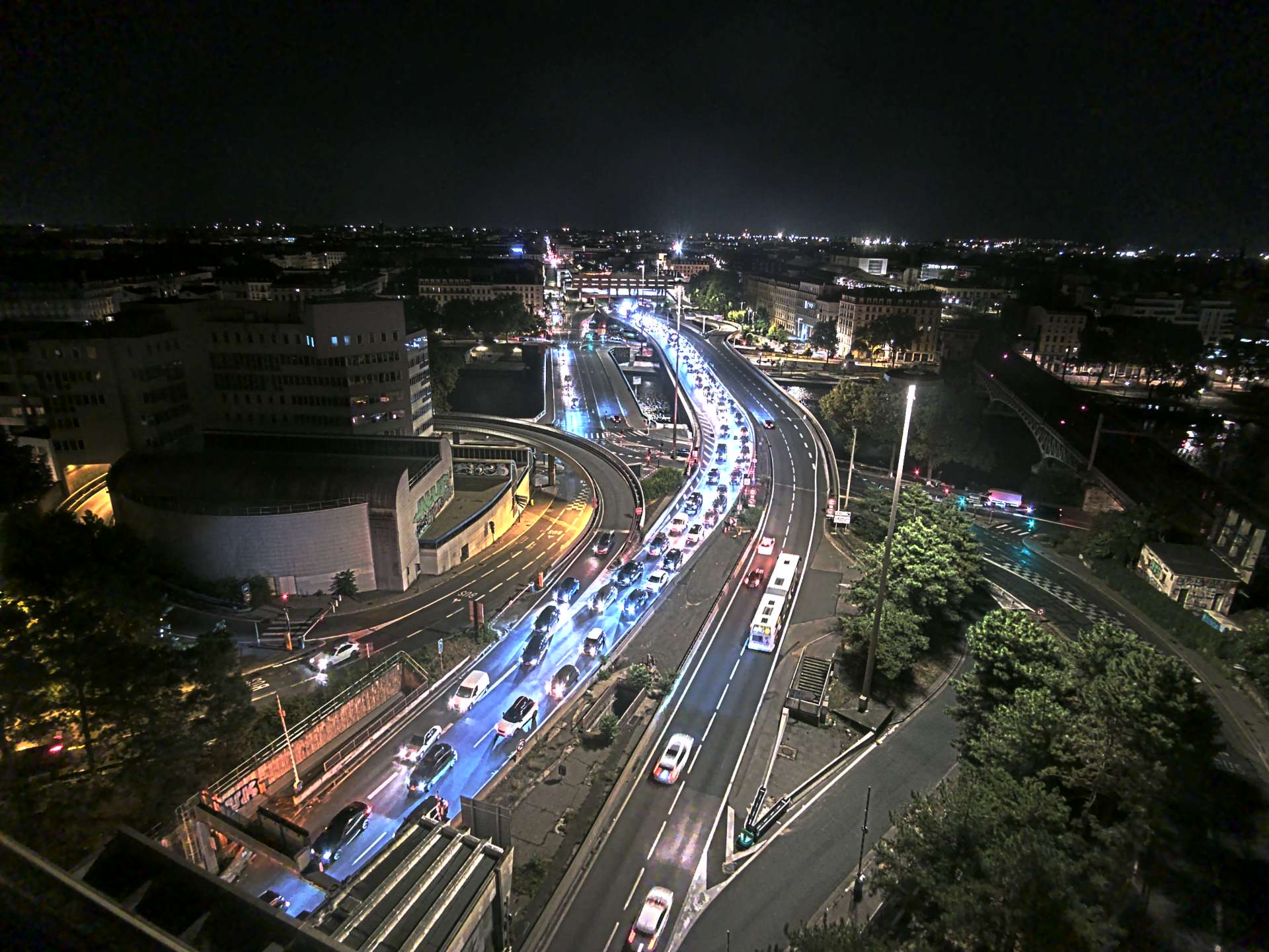 Caméra autoroute à Lyon Perrache à l'entrée Sud du Tunnel sous Fourvière, en direction de Marseille