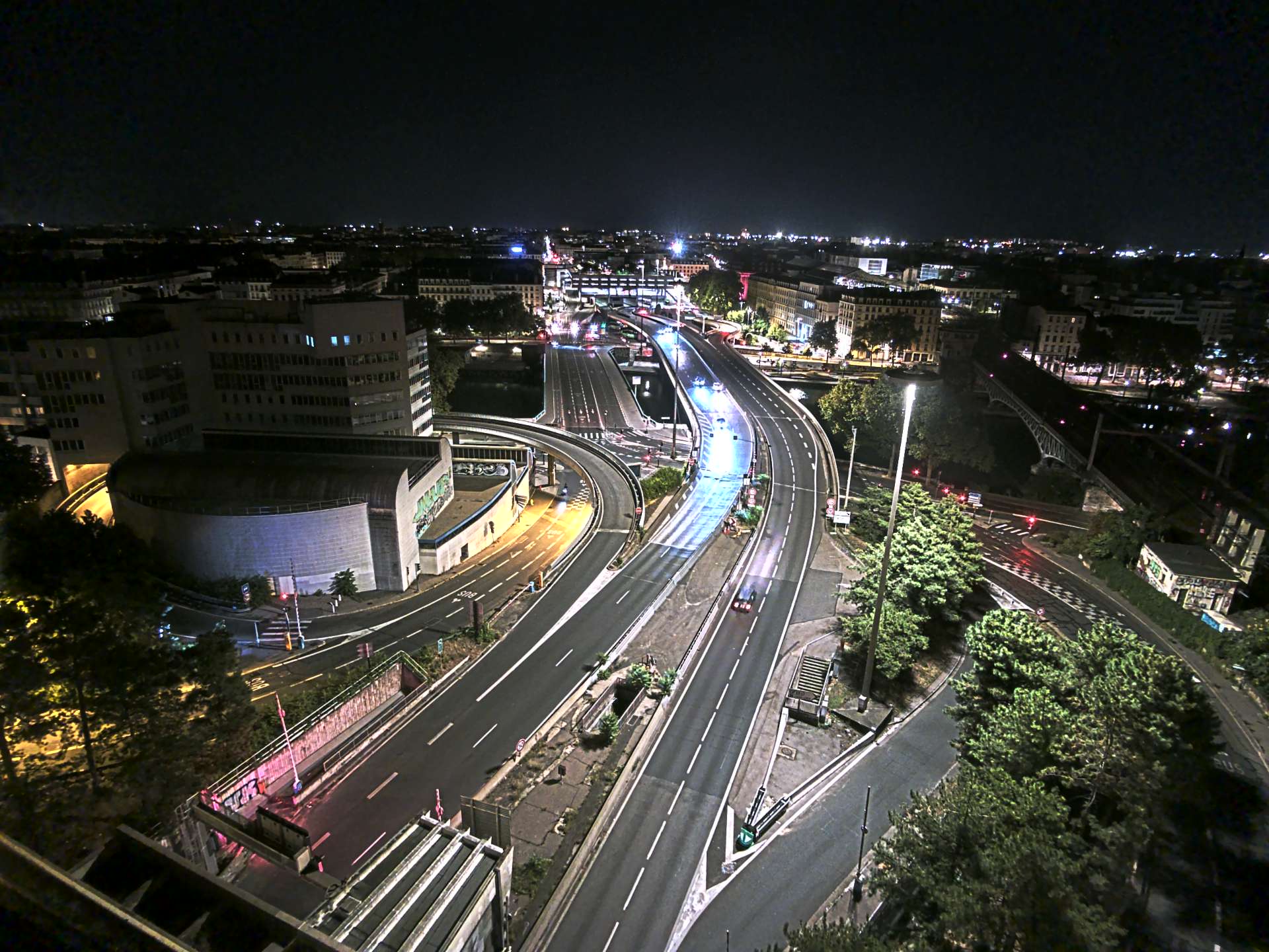 Caméra autoroute à Lyon Perrache à l'entrée Sud du Tunnel sous Fourvière, en direction de Marseille
