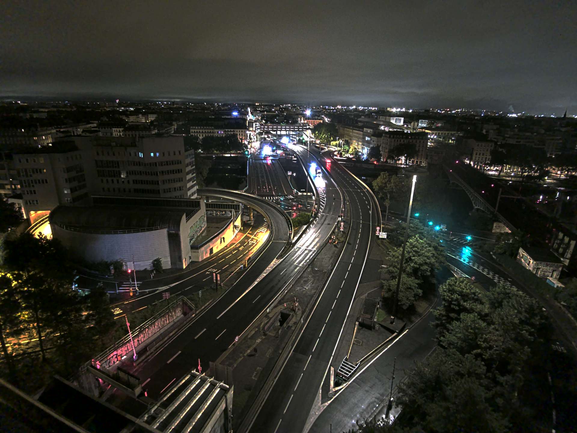 Caméra autoroute à Lyon Perrache à l'entrée Sud du Tunnel sous Fourvière, en direction de Marseille