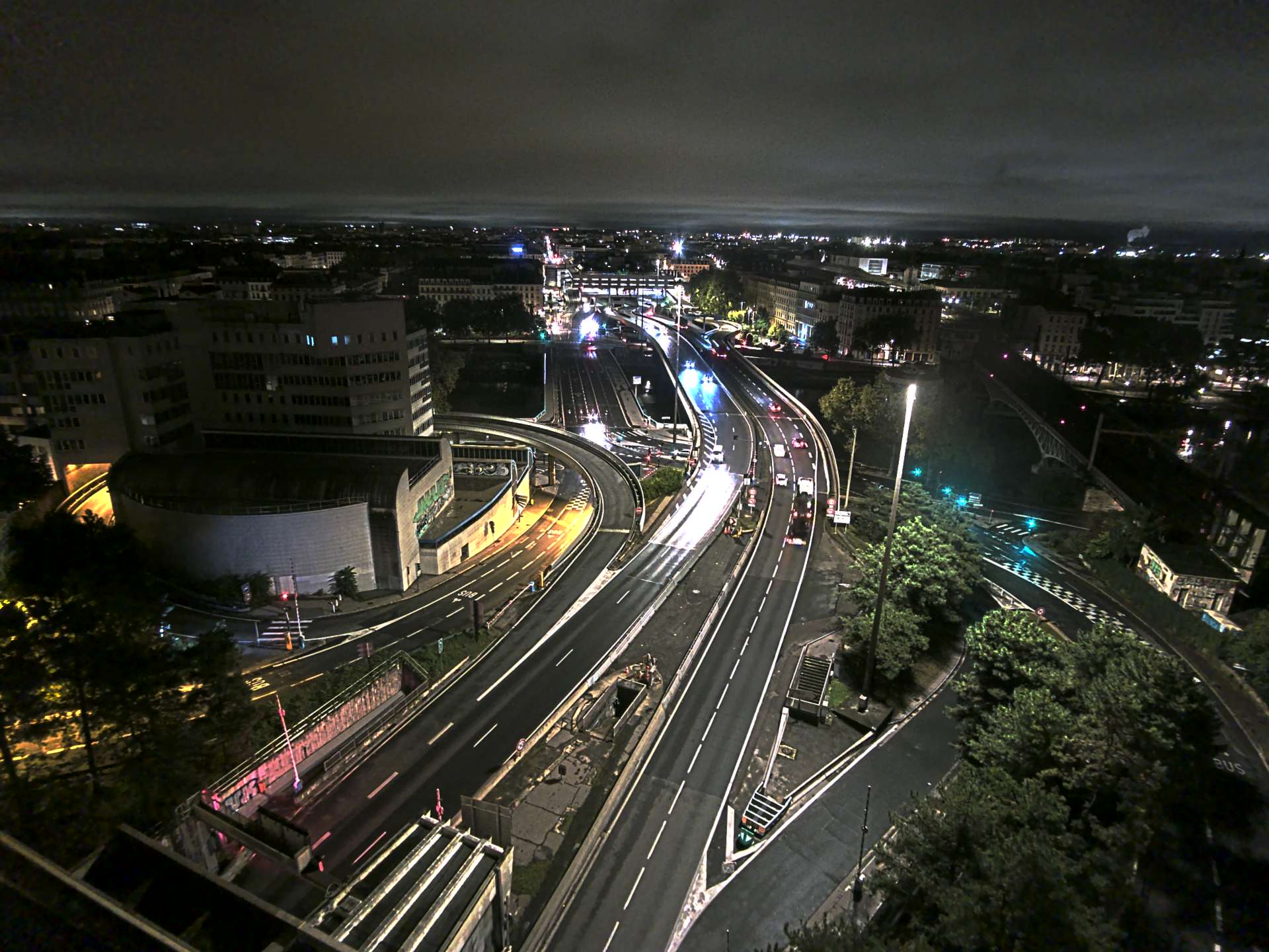 Caméra autoroute à Lyon Perrache à l'entrée Sud du Tunnel sous Fourvière, en direction de Marseille