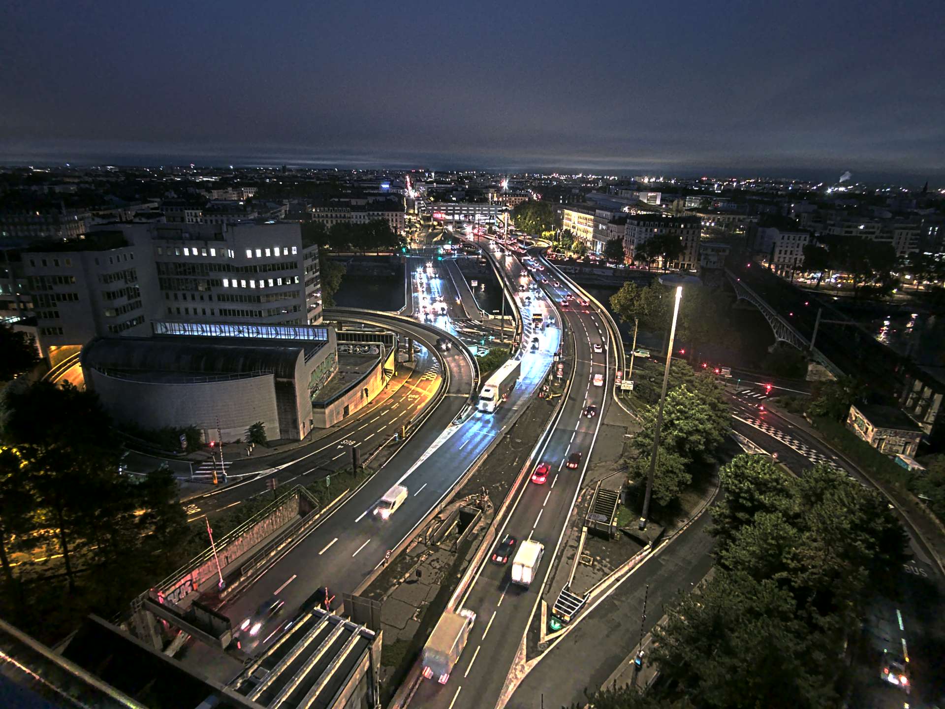 Caméra autoroute à Lyon Perrache à l'entrée Sud du Tunnel sous Fourvière, en direction de Marseille