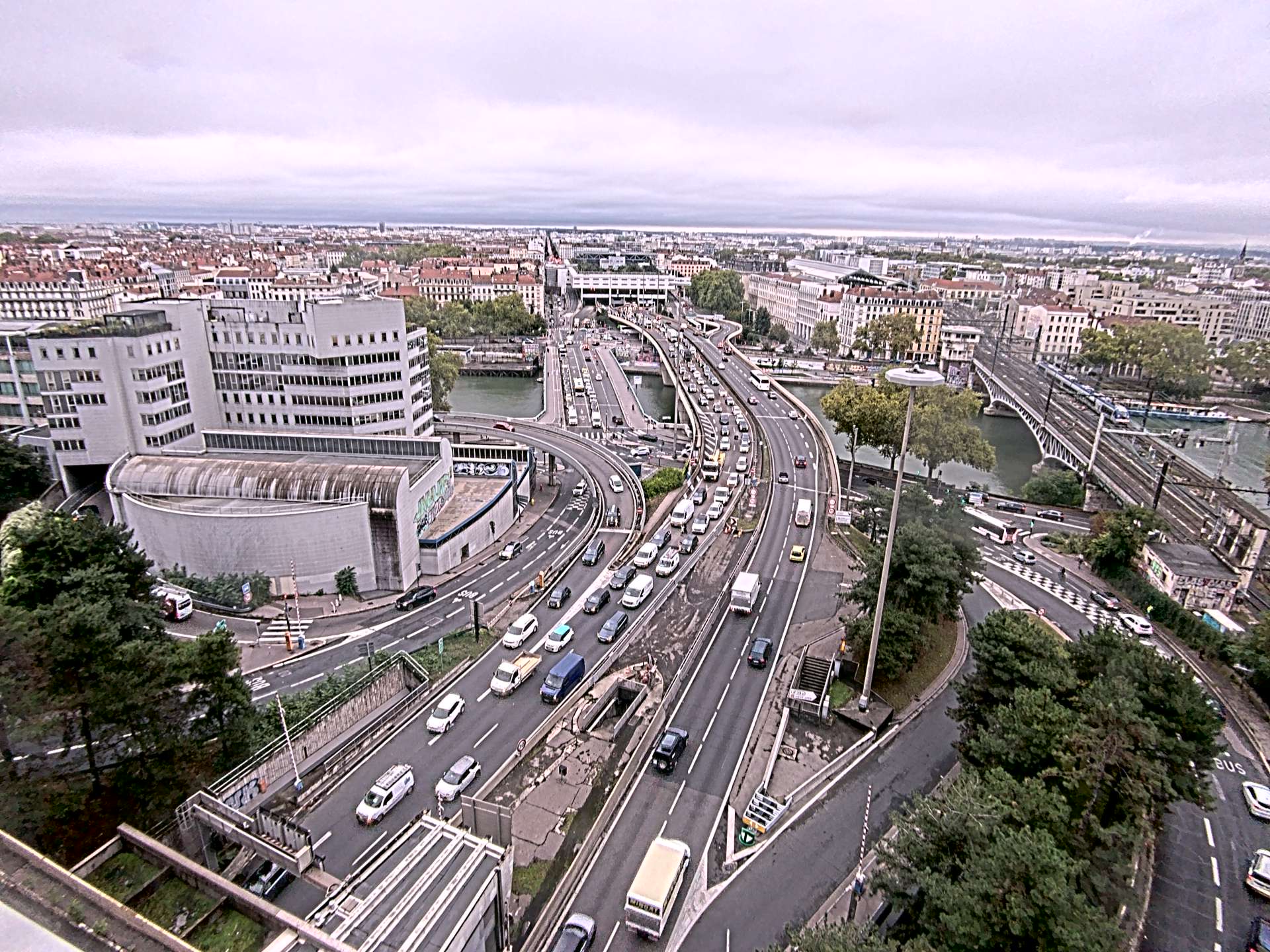 Caméra autoroute à Lyon Perrache à l'entrée Sud du Tunnel sous Fourvière, en direction de Marseille