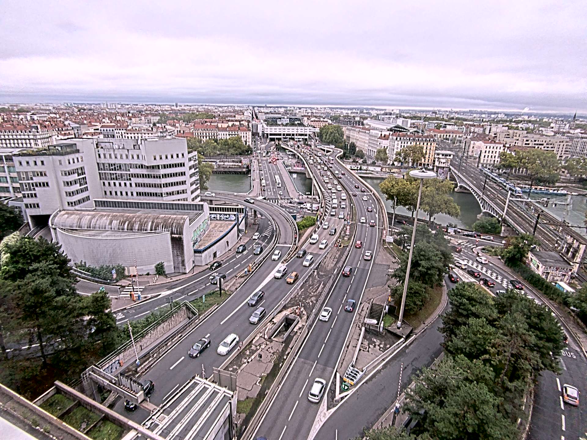 Caméra autoroute à Lyon Perrache à l'entrée Sud du Tunnel sous Fourvière, en direction de Marseille