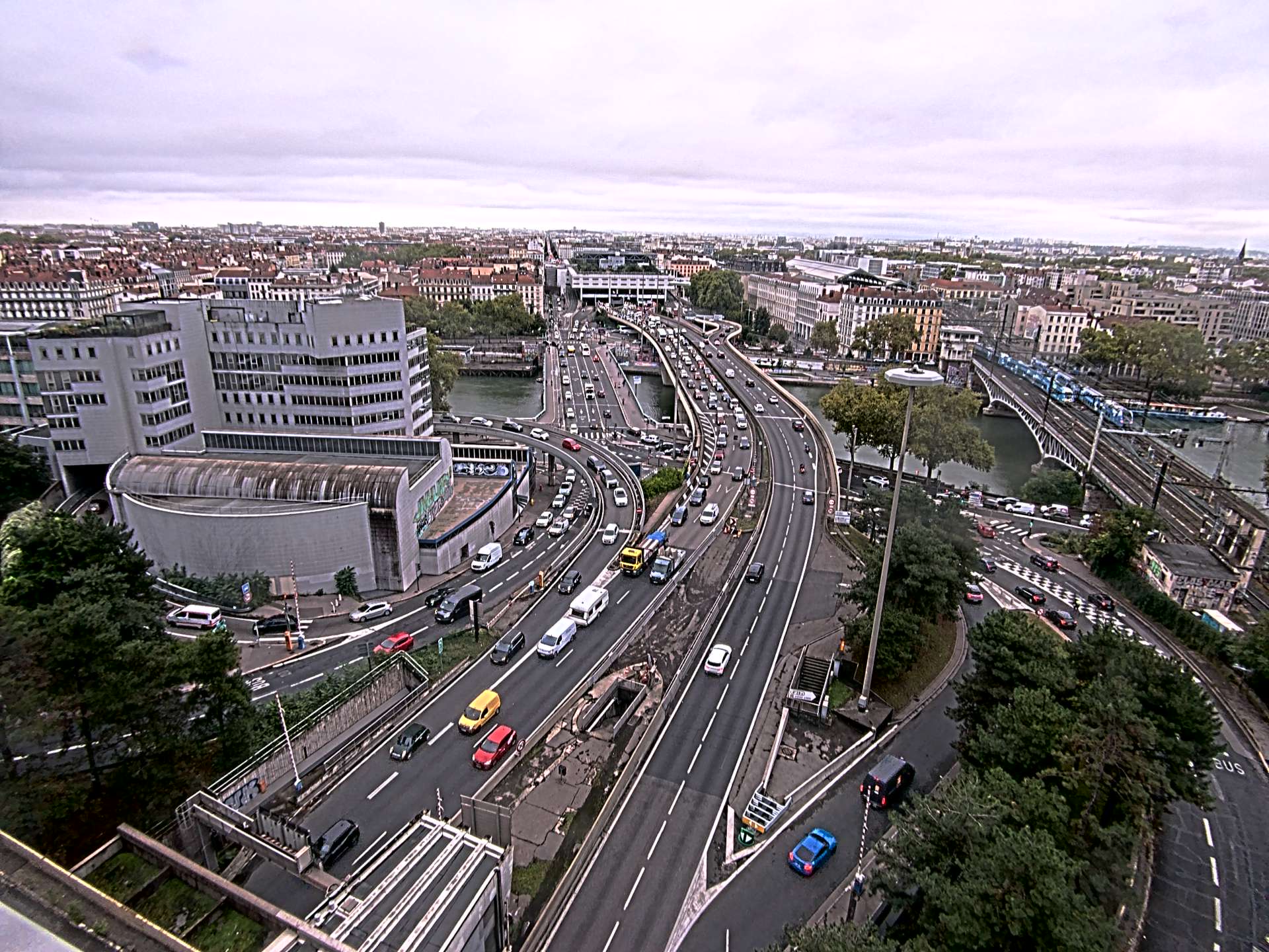 Caméra autoroute à Lyon Perrache à l'entrée Sud du Tunnel sous Fourvière, en direction de Marseille