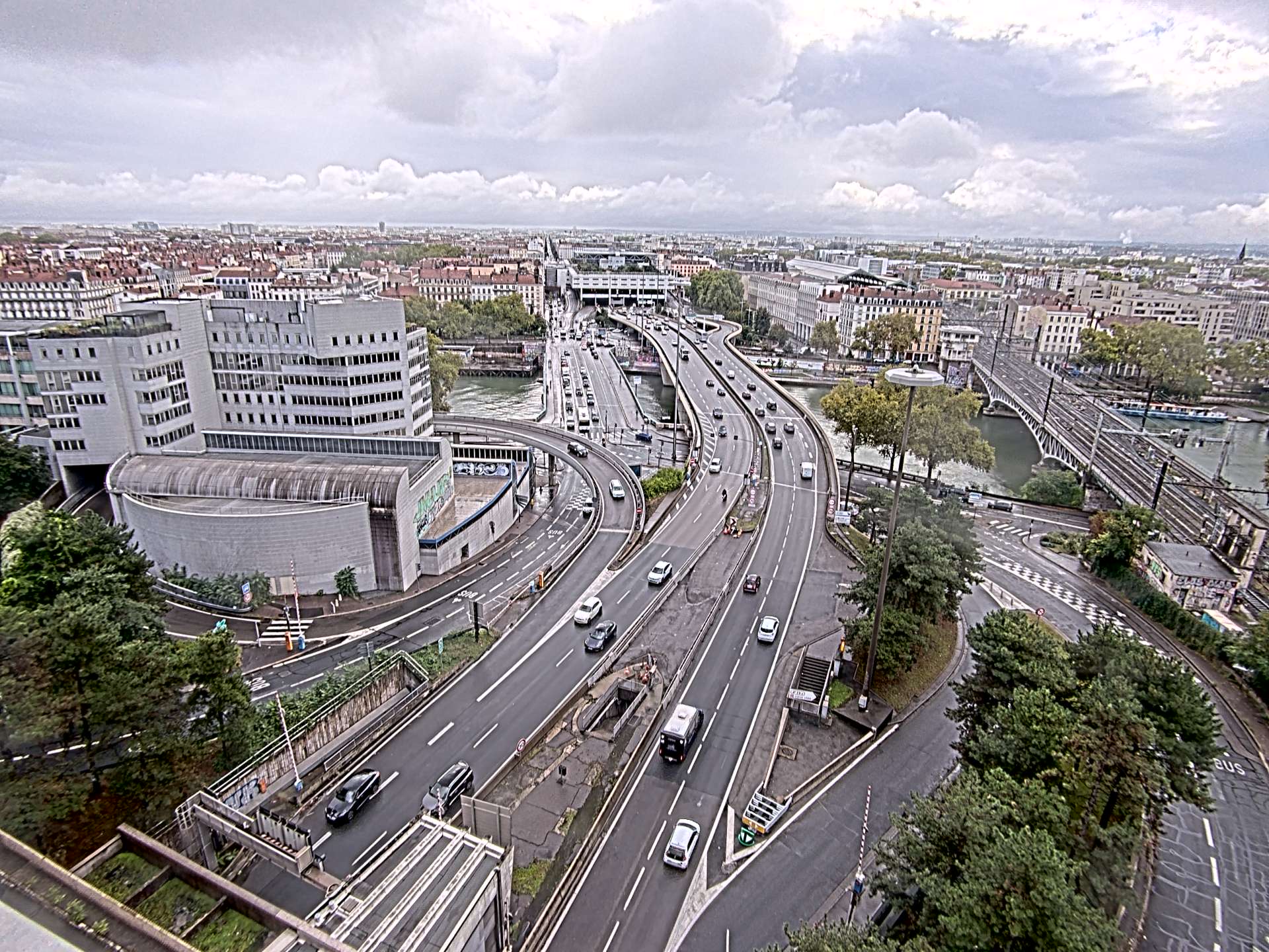 Caméra autoroute à Lyon Perrache à l'entrée Sud du Tunnel sous Fourvière, en direction de Marseille