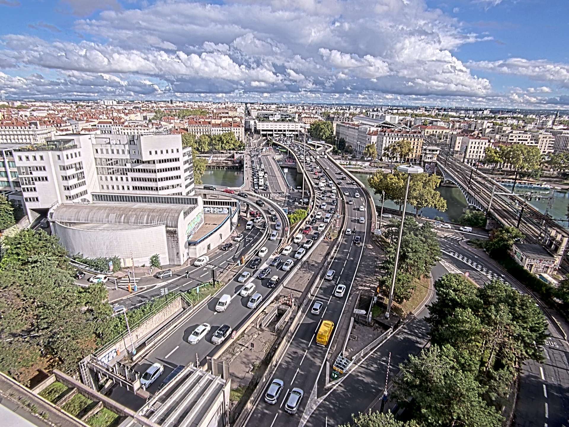 Caméra autoroute à Lyon Perrache à l'entrée Sud du Tunnel sous Fourvière, en direction de Marseille