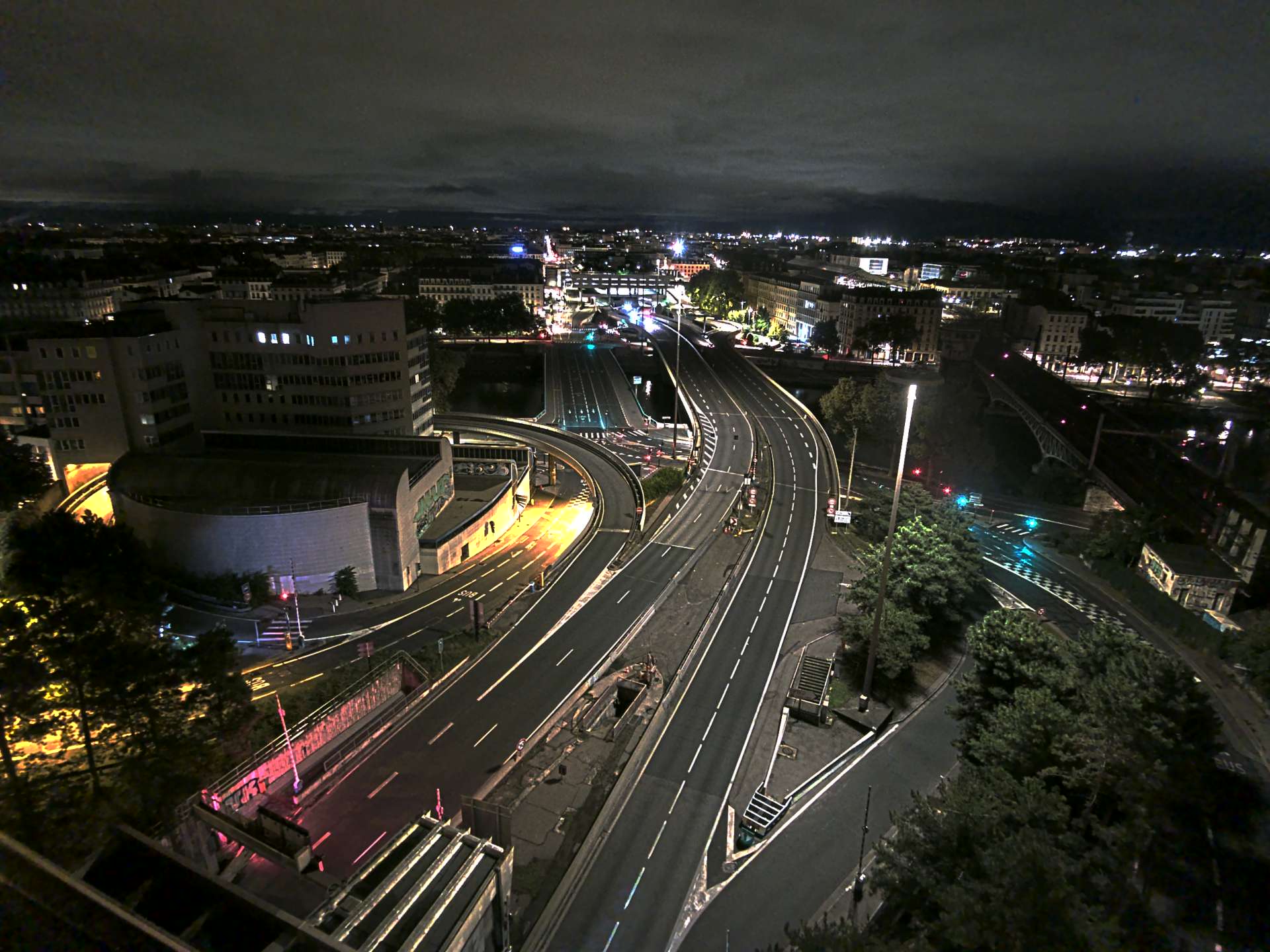 Caméra autoroute à Lyon Perrache à l'entrée Sud du Tunnel sous Fourvière, en direction de Marseille