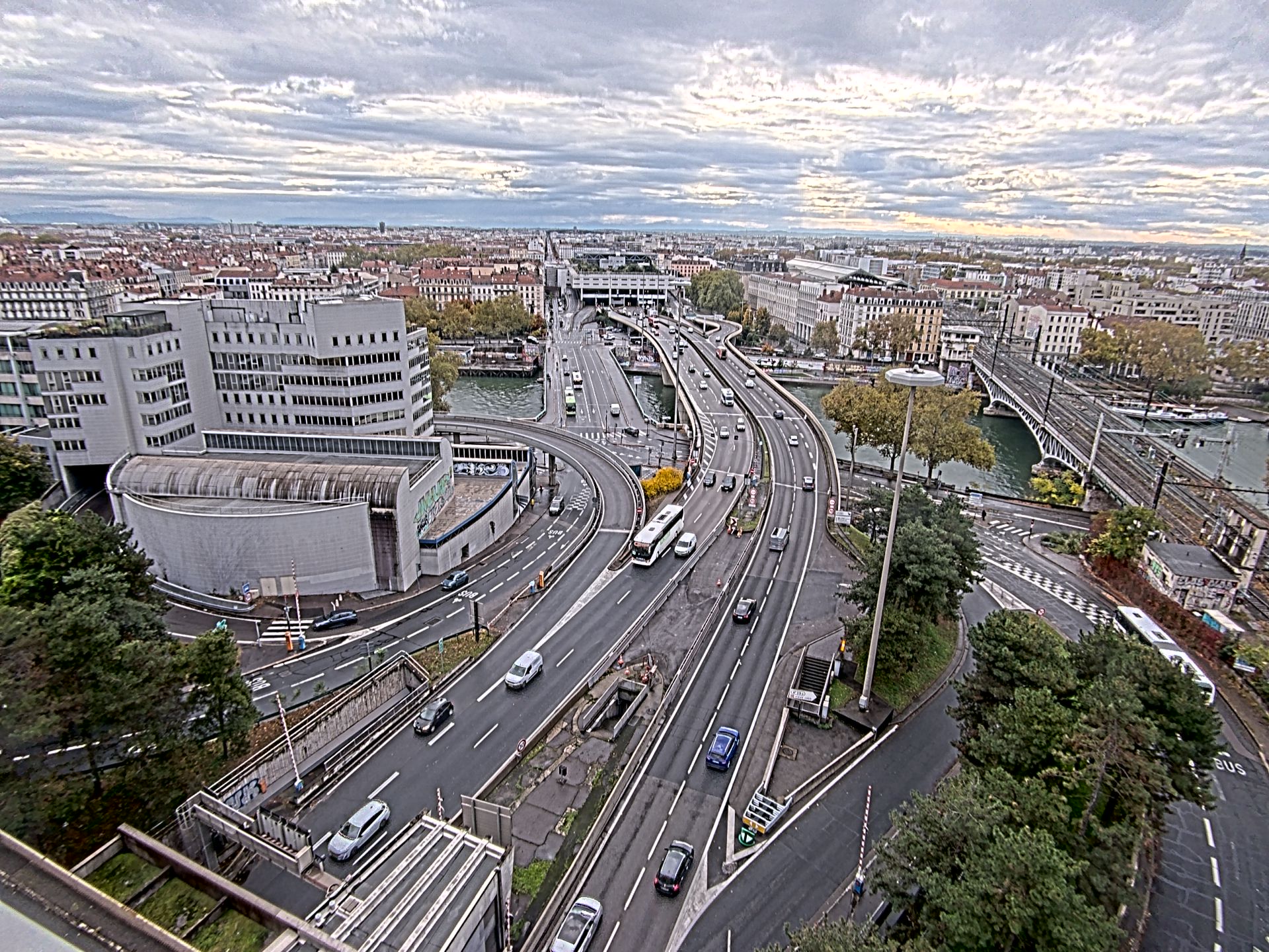 Caméra autoroute à Lyon Perrache à l'entrée Sud du Tunnel sous Fourvière, en direction de Marseille