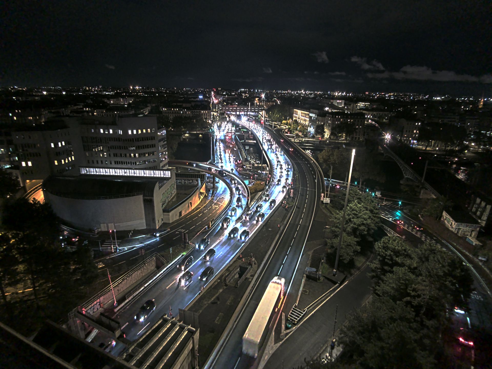 Caméra autoroute à Lyon Perrache à l'entrée Sud du Tunnel sous Fourvière, en direction de Marseille