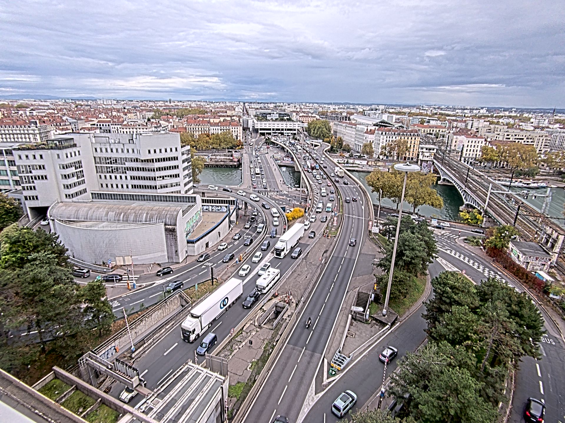 Caméra autoroute à Lyon Perrache à l'entrée Sud du Tunnel sous Fourvière, en direction de Marseille