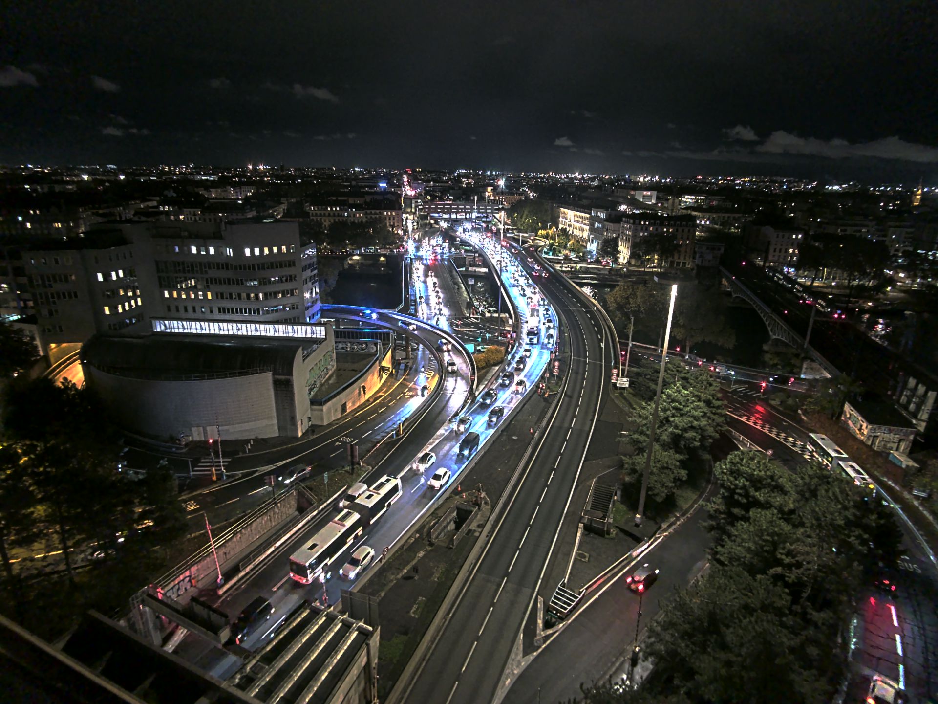 Caméra autoroute à Lyon Perrache à l'entrée Sud du Tunnel sous Fourvière, en direction de Marseille