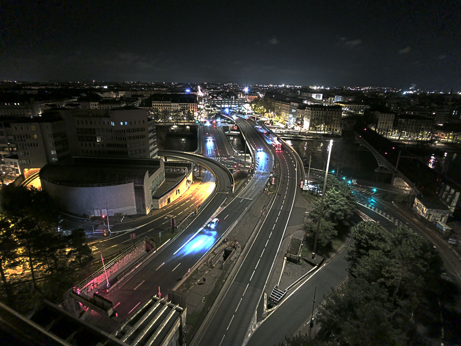 Caméra autoroute à Lyon Perrache à l'entrée Sud du Tunnel sous Fourvière, en direction de Marseille