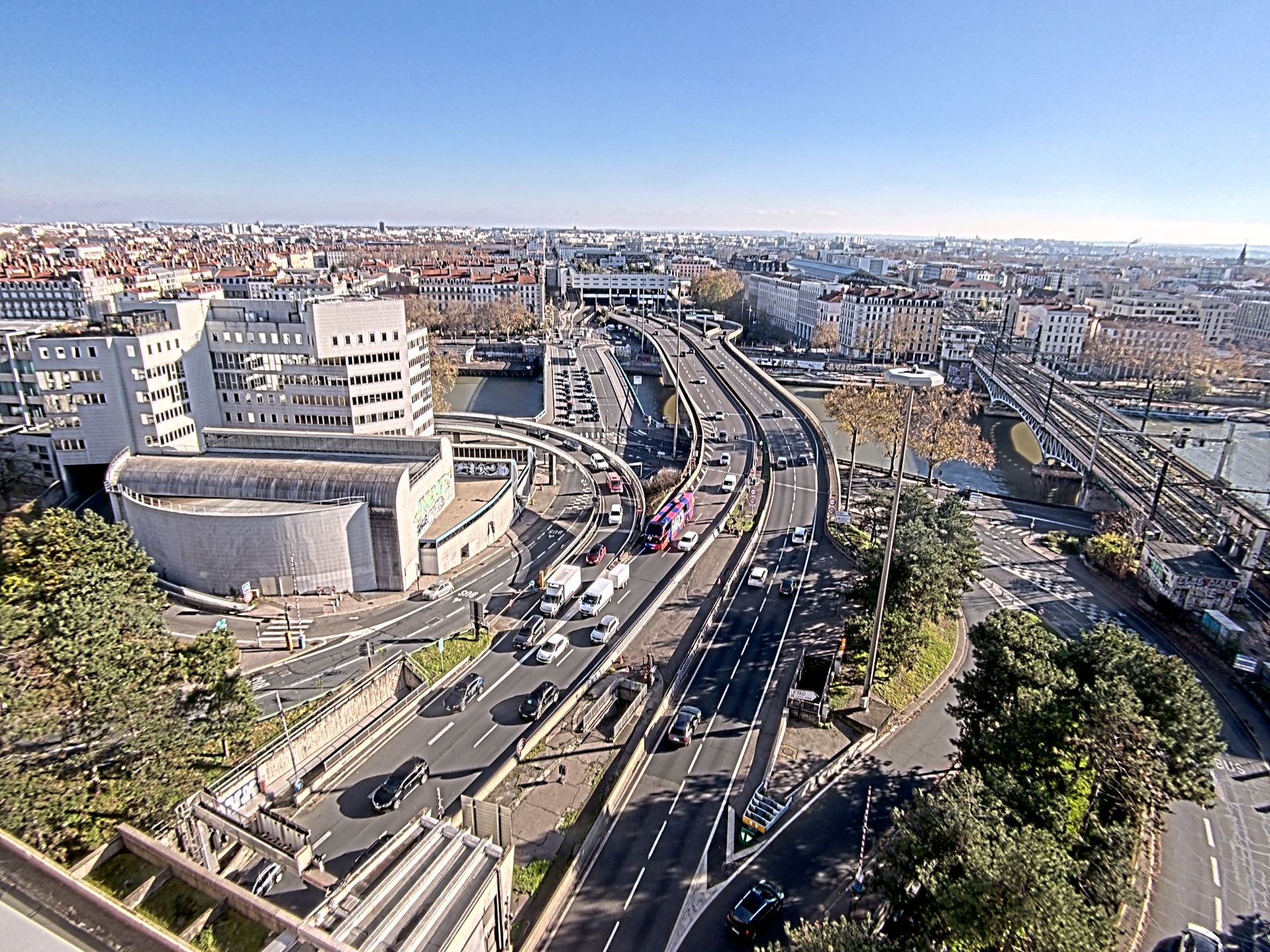 Caméra autoroute à Lyon Perrache à l'entrée Sud du Tunnel sous Fourvière, en direction de Marseille