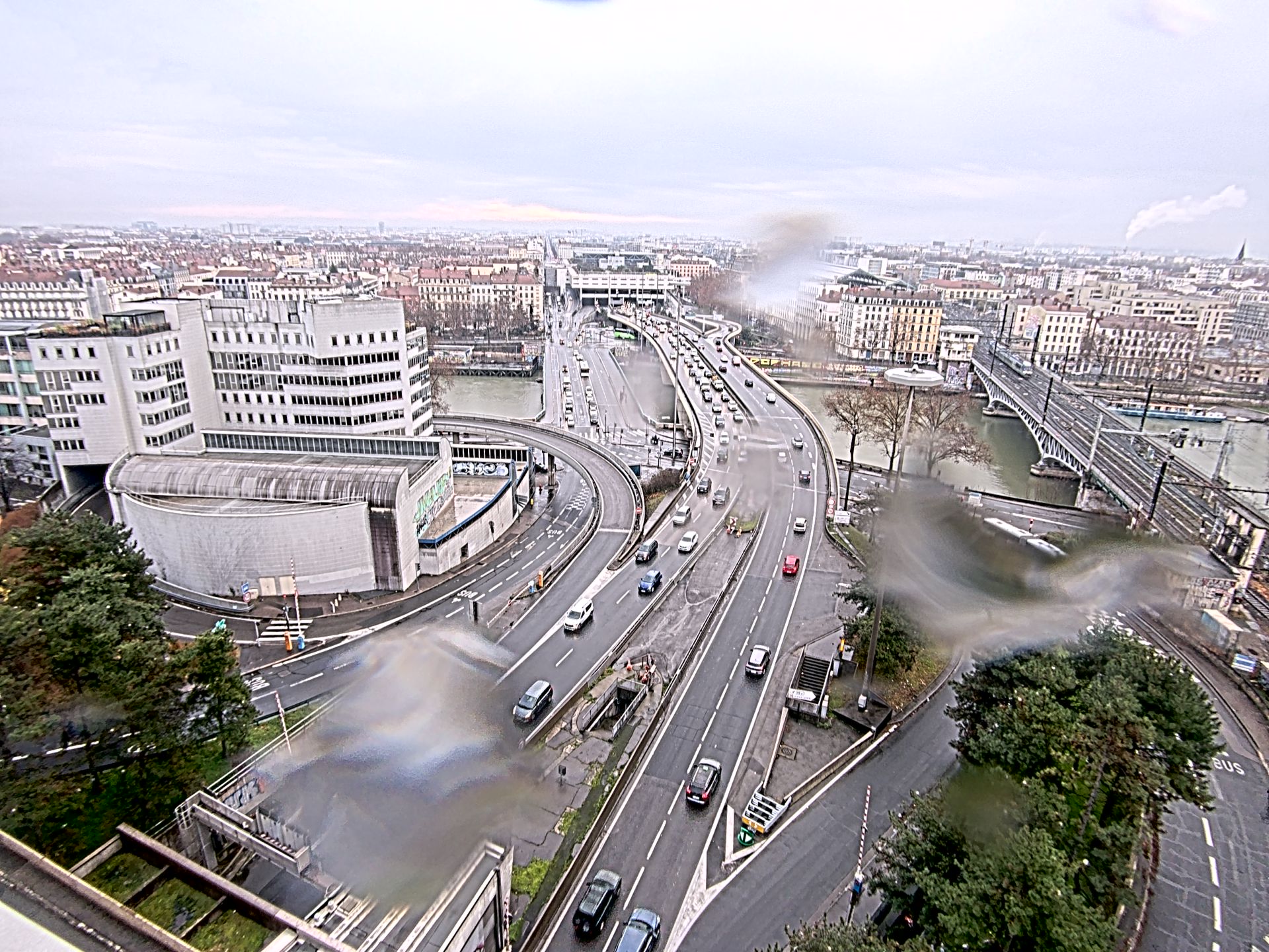 Caméra autoroute à Lyon Perrache à l'entrée Sud du Tunnel sous Fourvière, en direction de Marseille