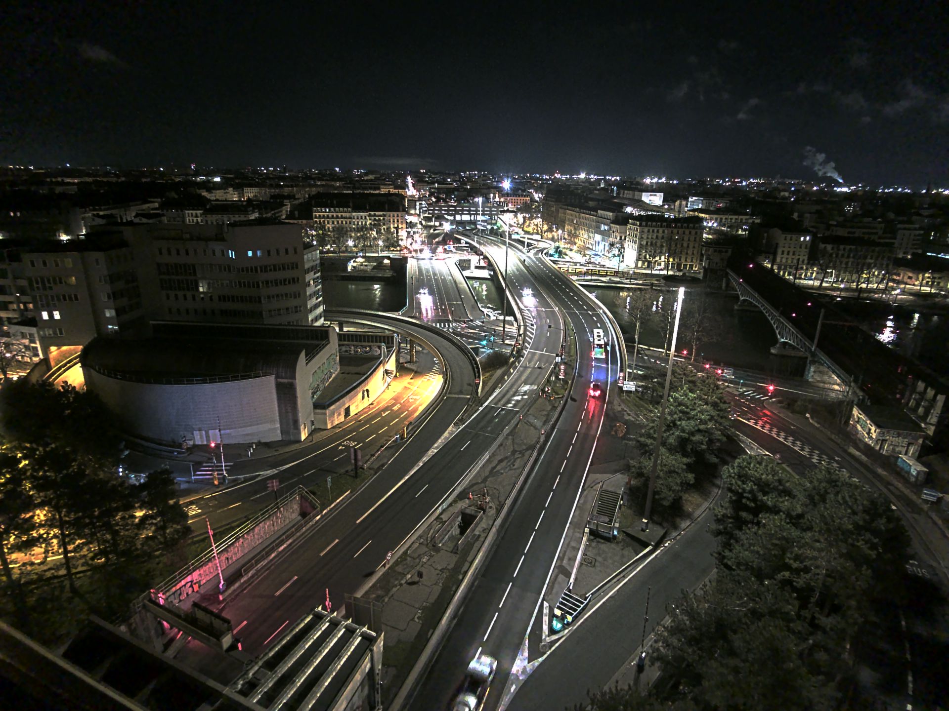 Caméra autoroute à Lyon Perrache à l'entrée Sud du Tunnel sous Fourvière, en direction de Marseille