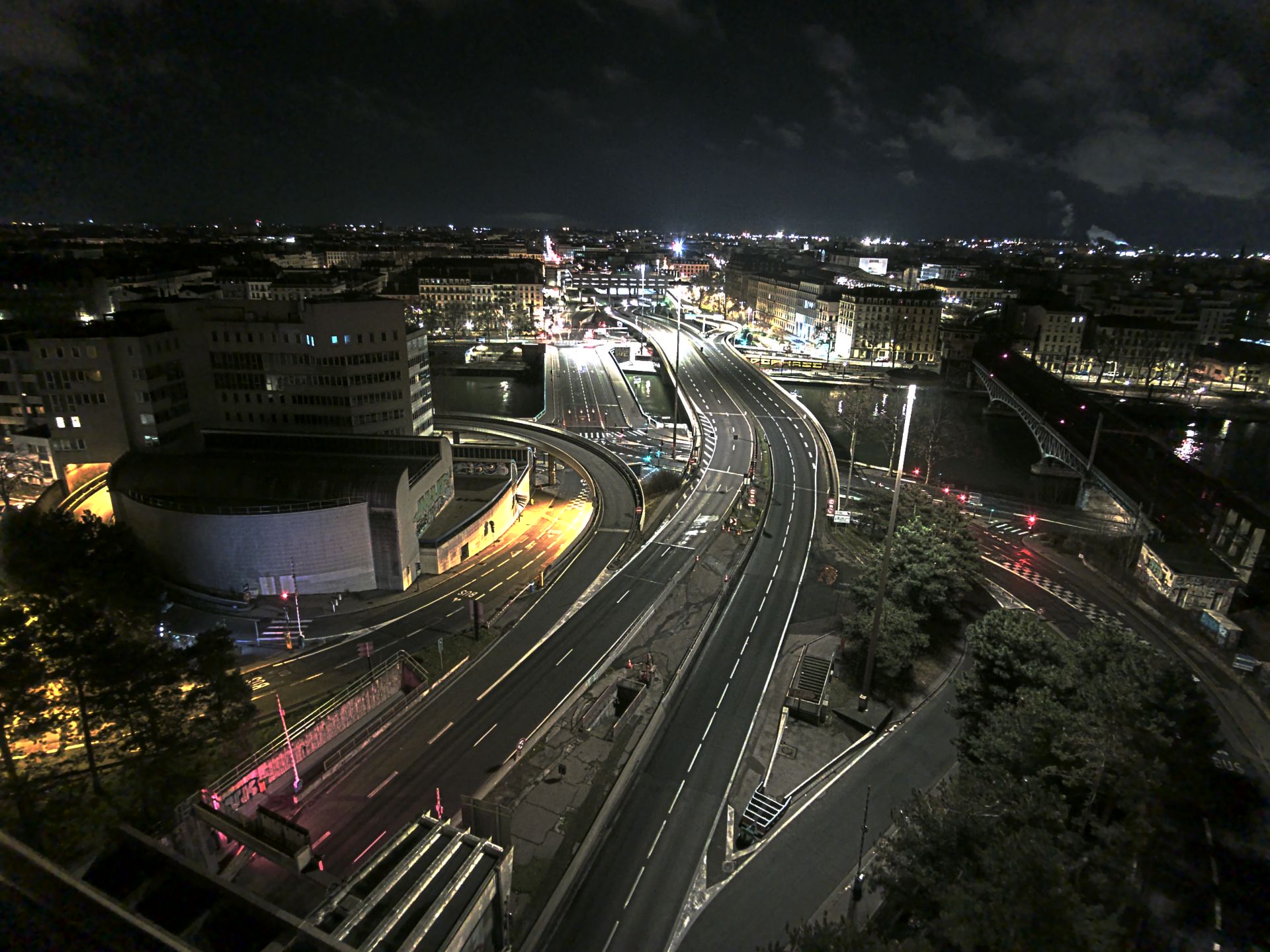 Caméra autoroute à Lyon Perrache à l'entrée Sud du Tunnel sous Fourvière, en direction de Marseille