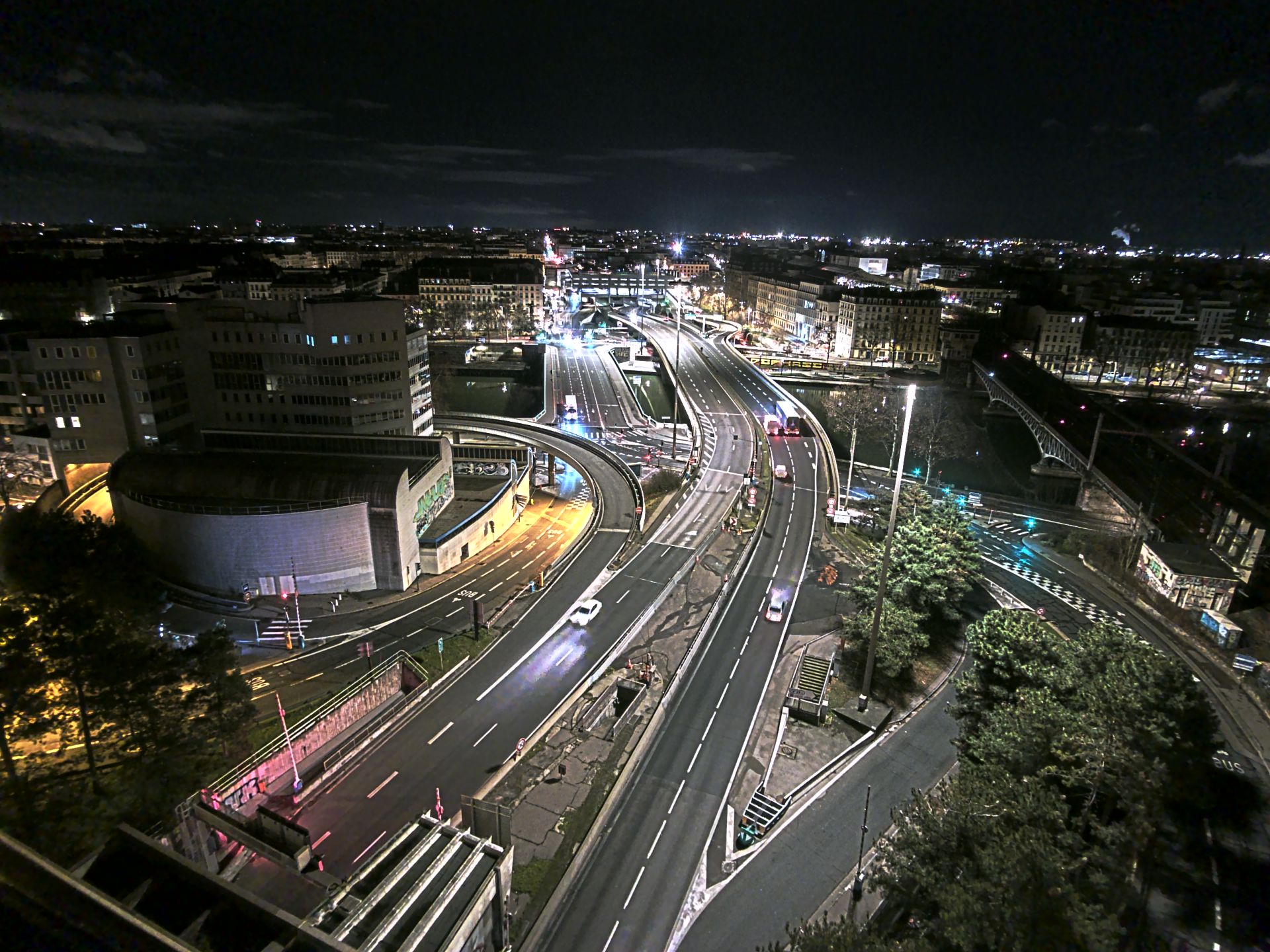 Caméra autoroute à Lyon Perrache à l'entrée Sud du Tunnel sous Fourvière, en direction de Marseille
