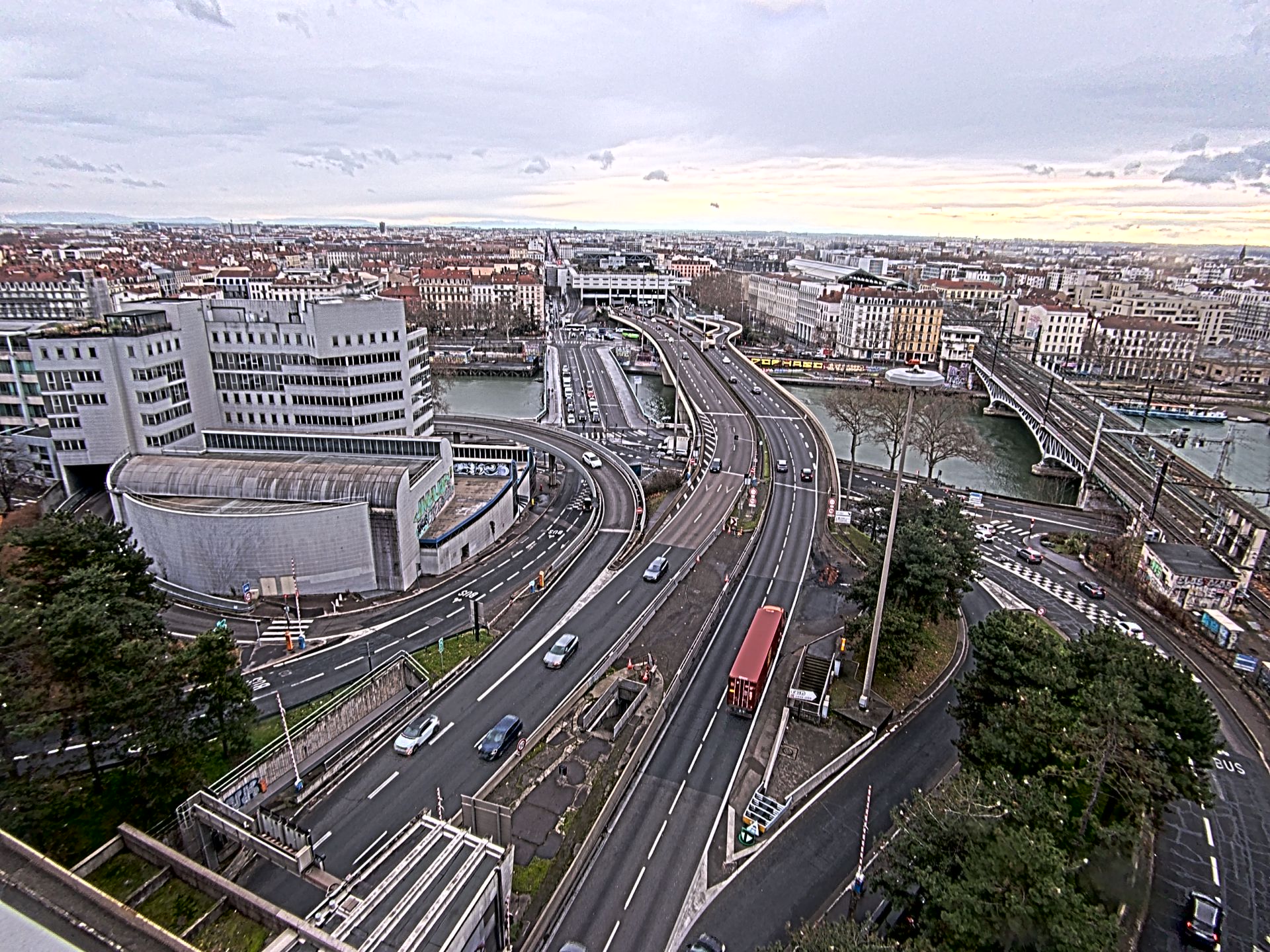 Caméra autoroute à Lyon Perrache à l'entrée Sud du Tunnel sous Fourvière, en direction de Marseille