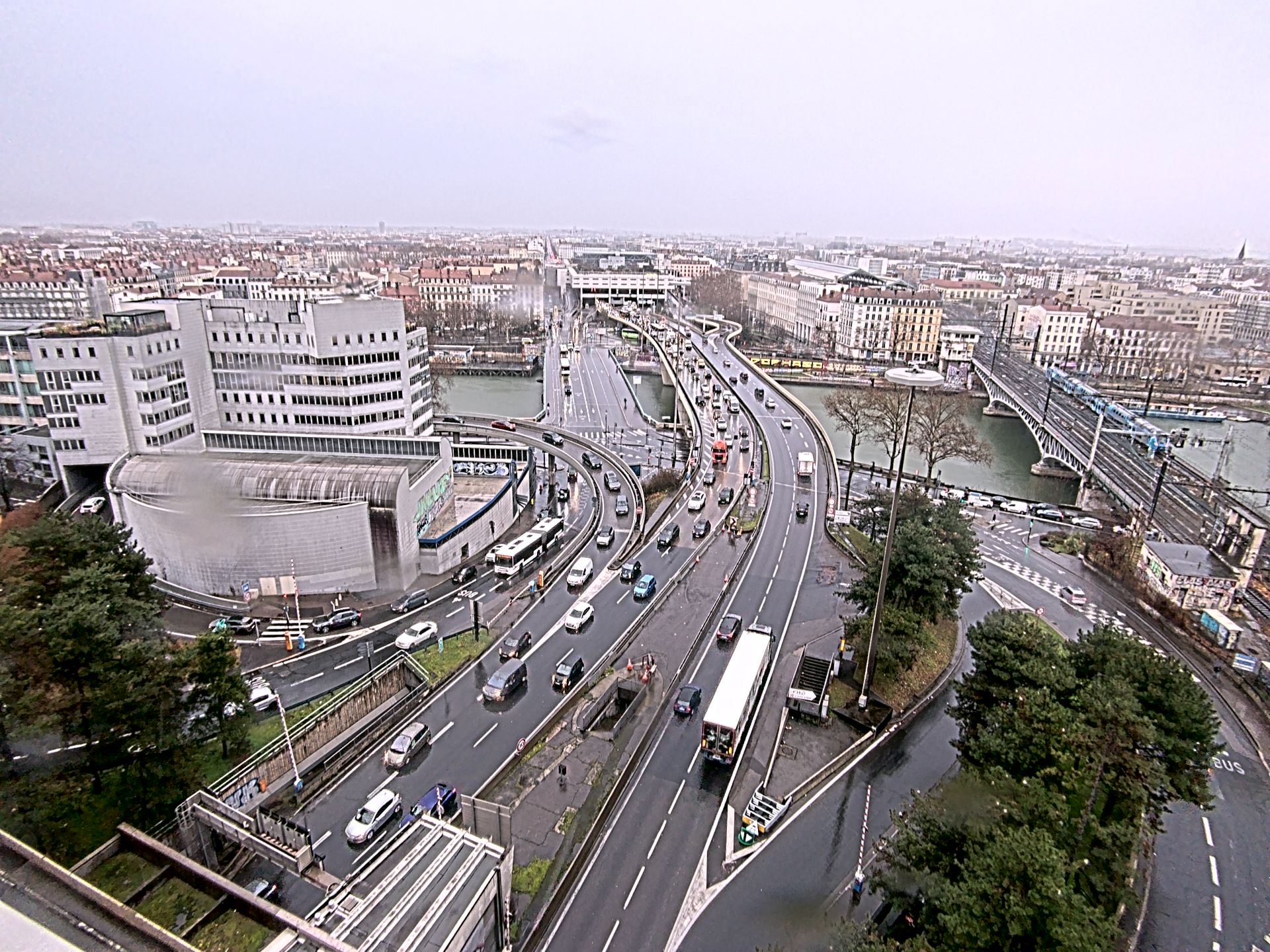 Caméra autoroute à Lyon Perrache à l'entrée Sud du Tunnel sous Fourvière, en direction de Marseille