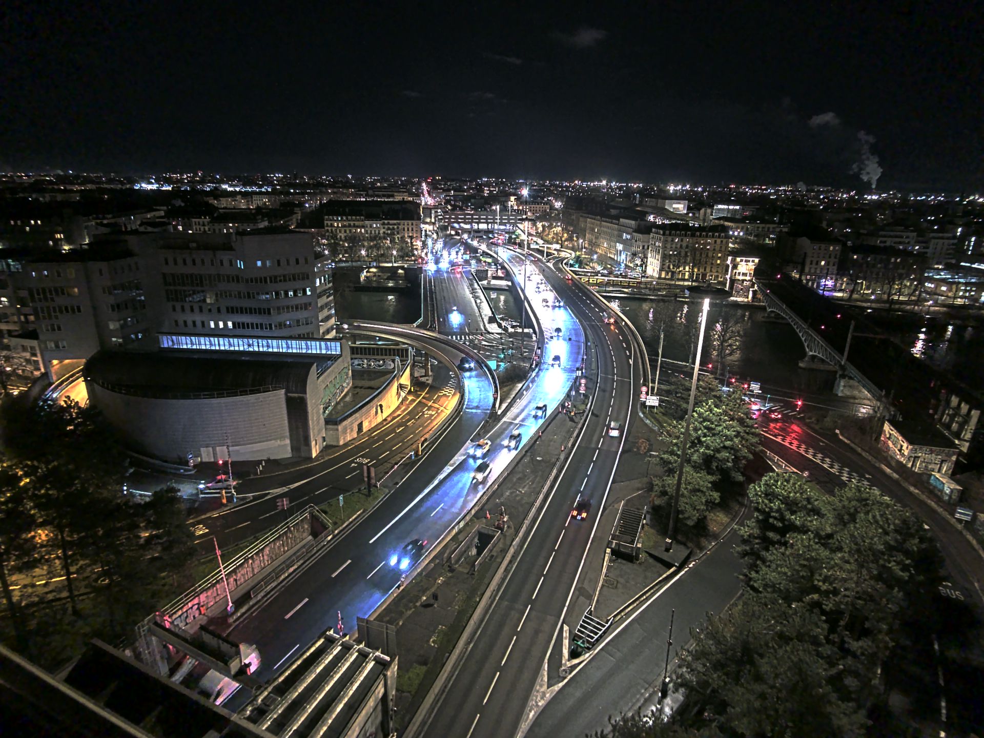 Caméra autoroute à Lyon Perrache à l'entrée Sud du Tunnel sous Fourvière, en direction de Marseille