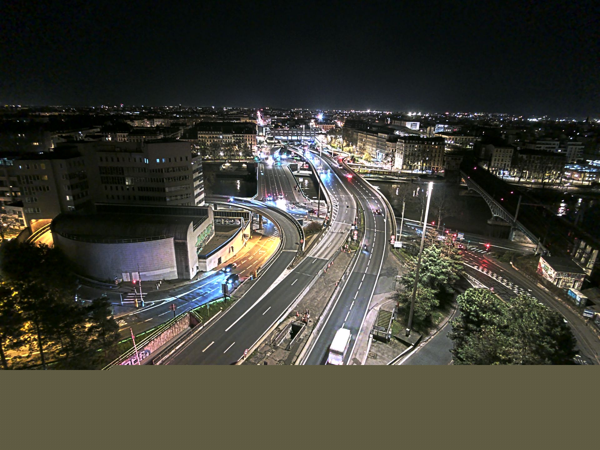 Caméra autoroute à Lyon Perrache à l'entrée Sud du Tunnel sous Fourvière, en direction de Marseille