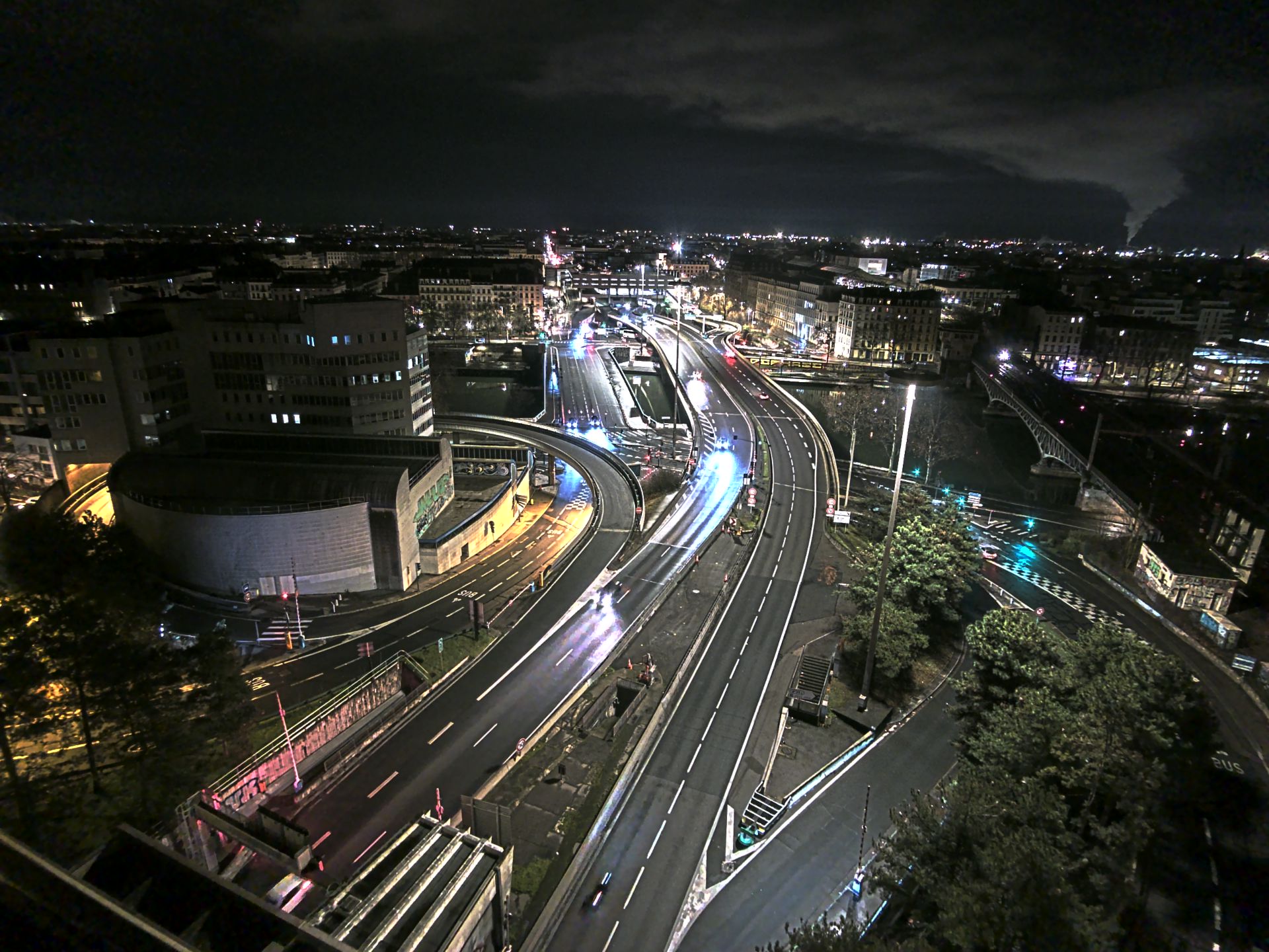 Caméra autoroute à Lyon Perrache à l'entrée Sud du Tunnel sous Fourvière, en direction de Marseille