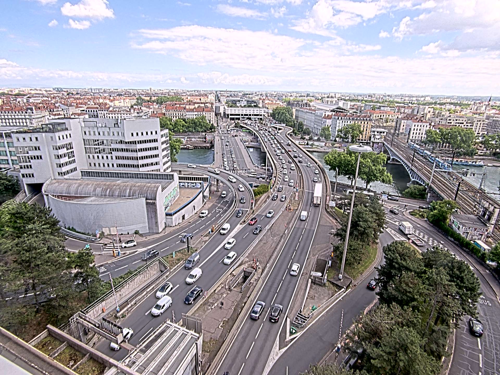 Caméra autoroute à Lyon Perrache à l'entrée Sud du Tunnel sous Fourvière, en direction de Marseille