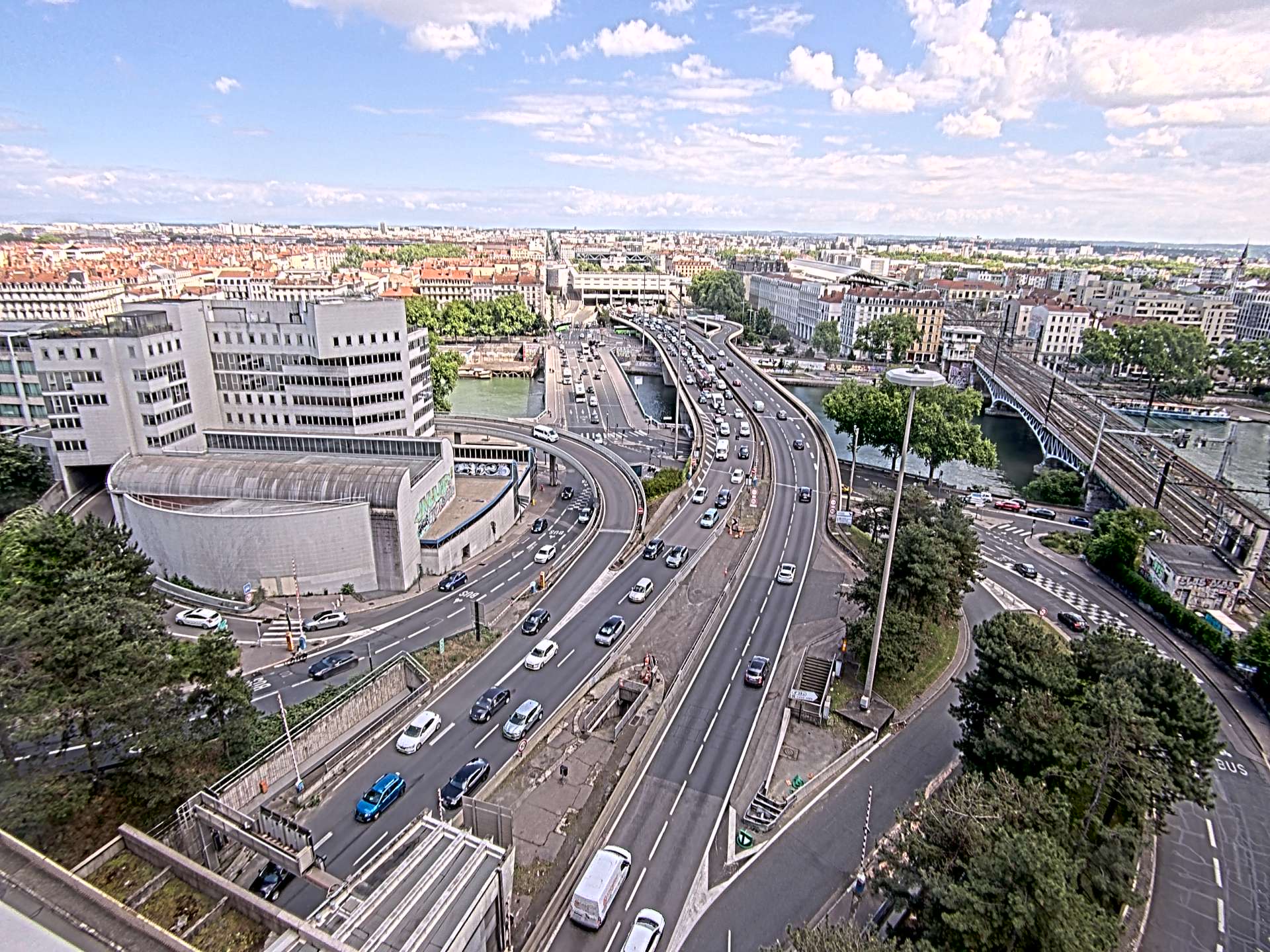 Caméra autoroute à Lyon Perrache à l'entrée Sud du Tunnel sous Fourvière, en direction de Marseille