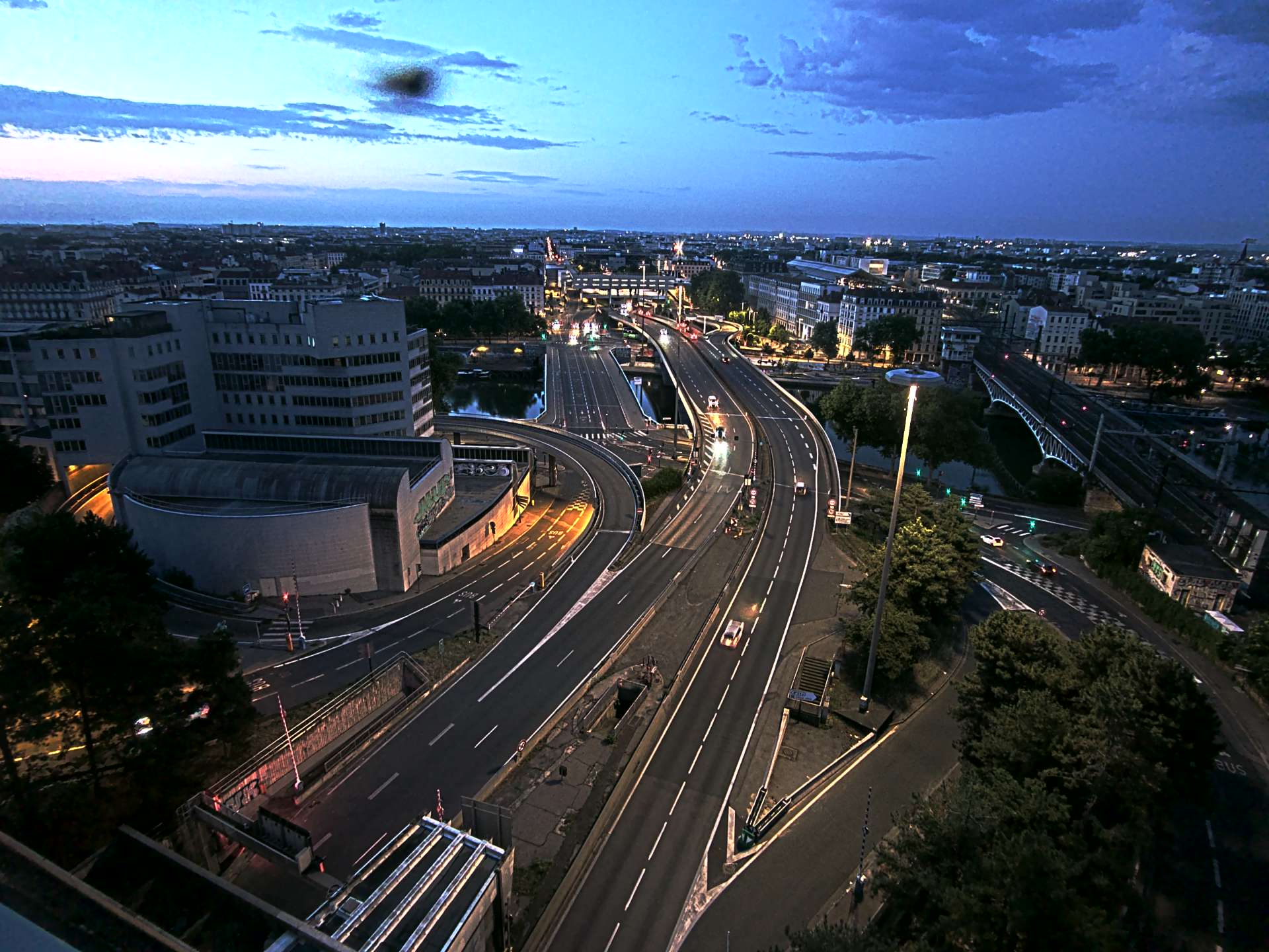 Caméra autoroute à Lyon Perrache à l'entrée Sud du Tunnel sous Fourvière, en direction de Marseille