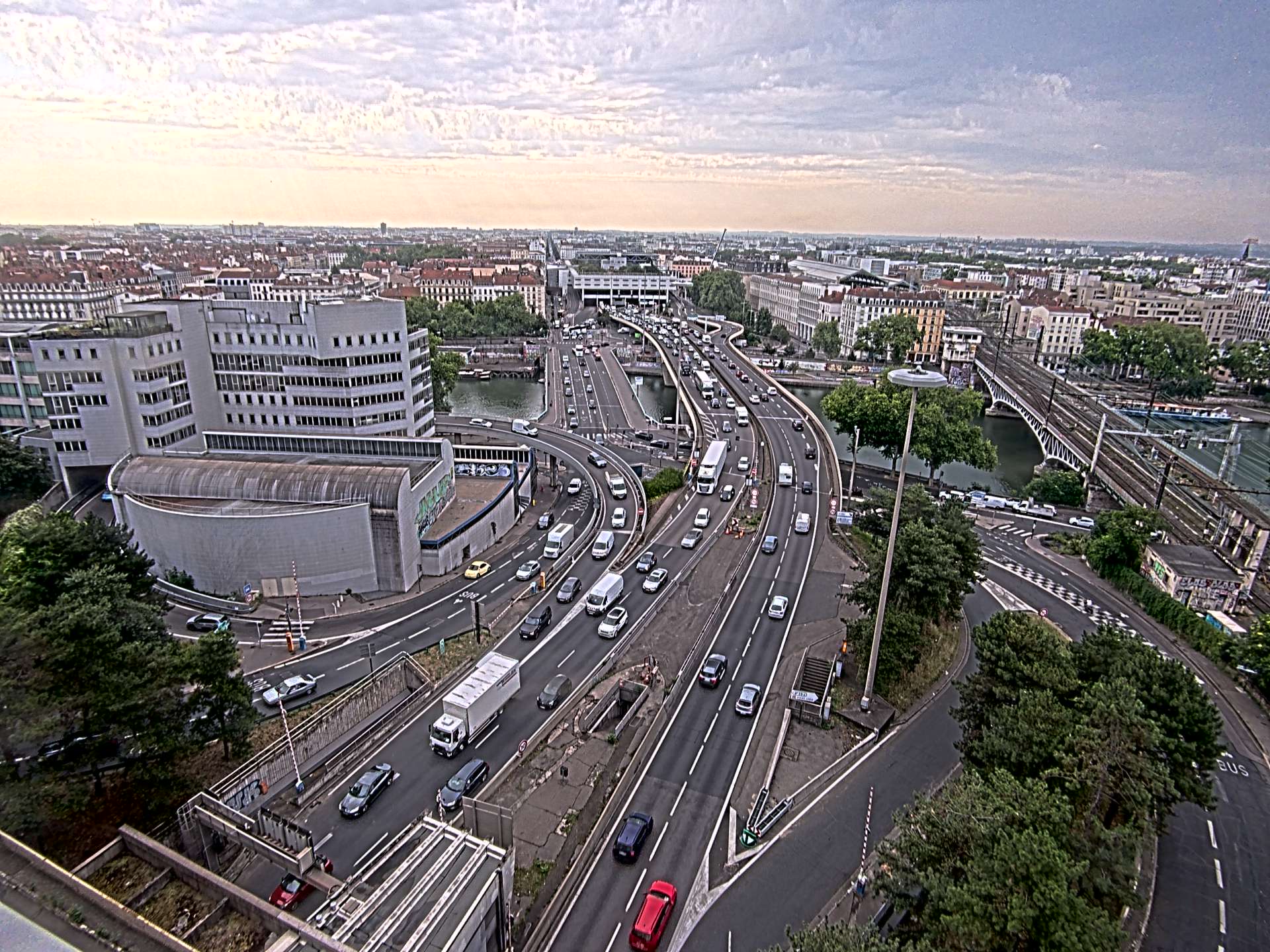 Caméra autoroute à Lyon Perrache à l'entrée Sud du Tunnel sous Fourvière, en direction de Marseille