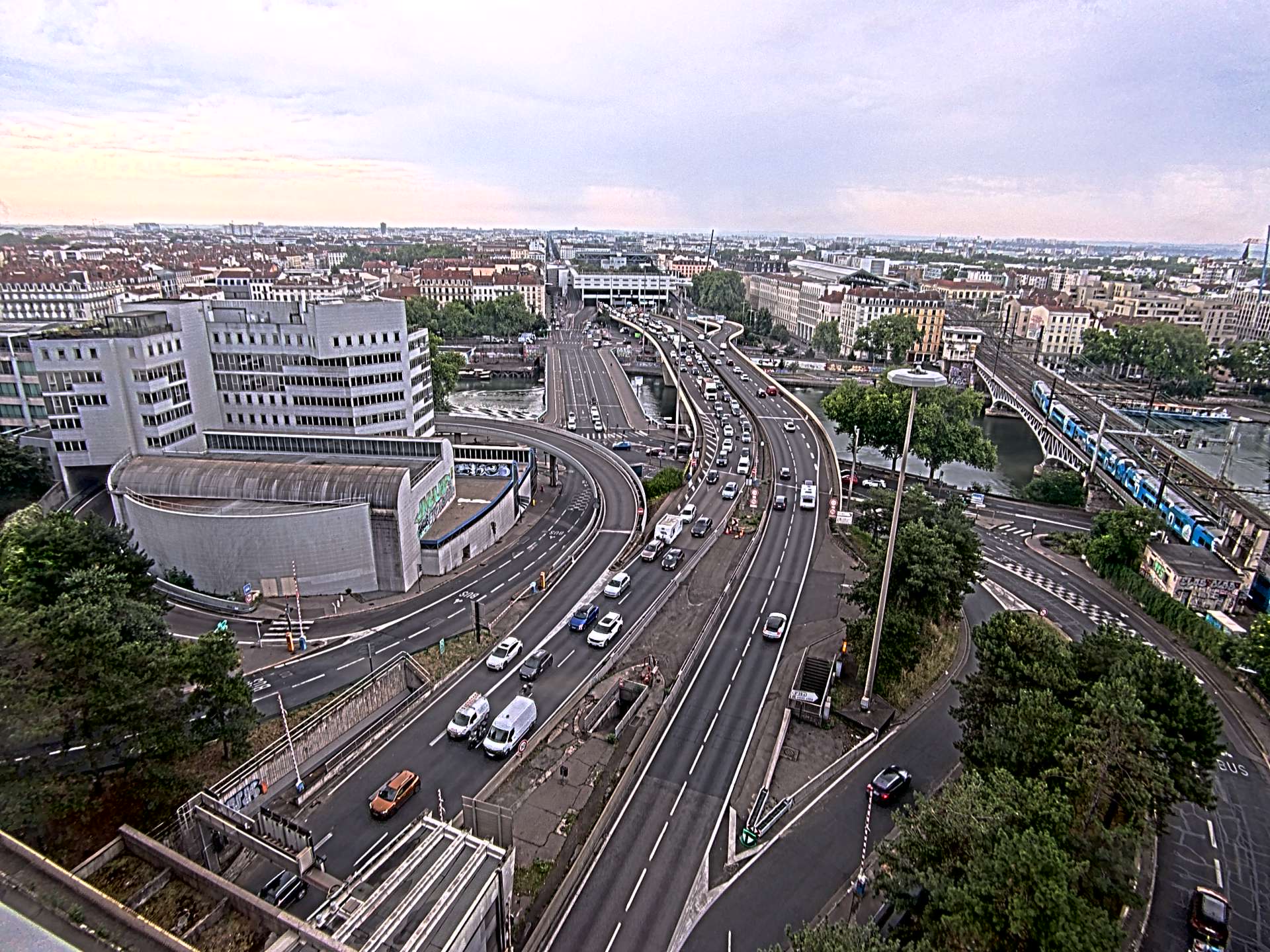Caméra autoroute à Lyon Perrache à l'entrée Sud du Tunnel sous Fourvière, en direction de Marseille