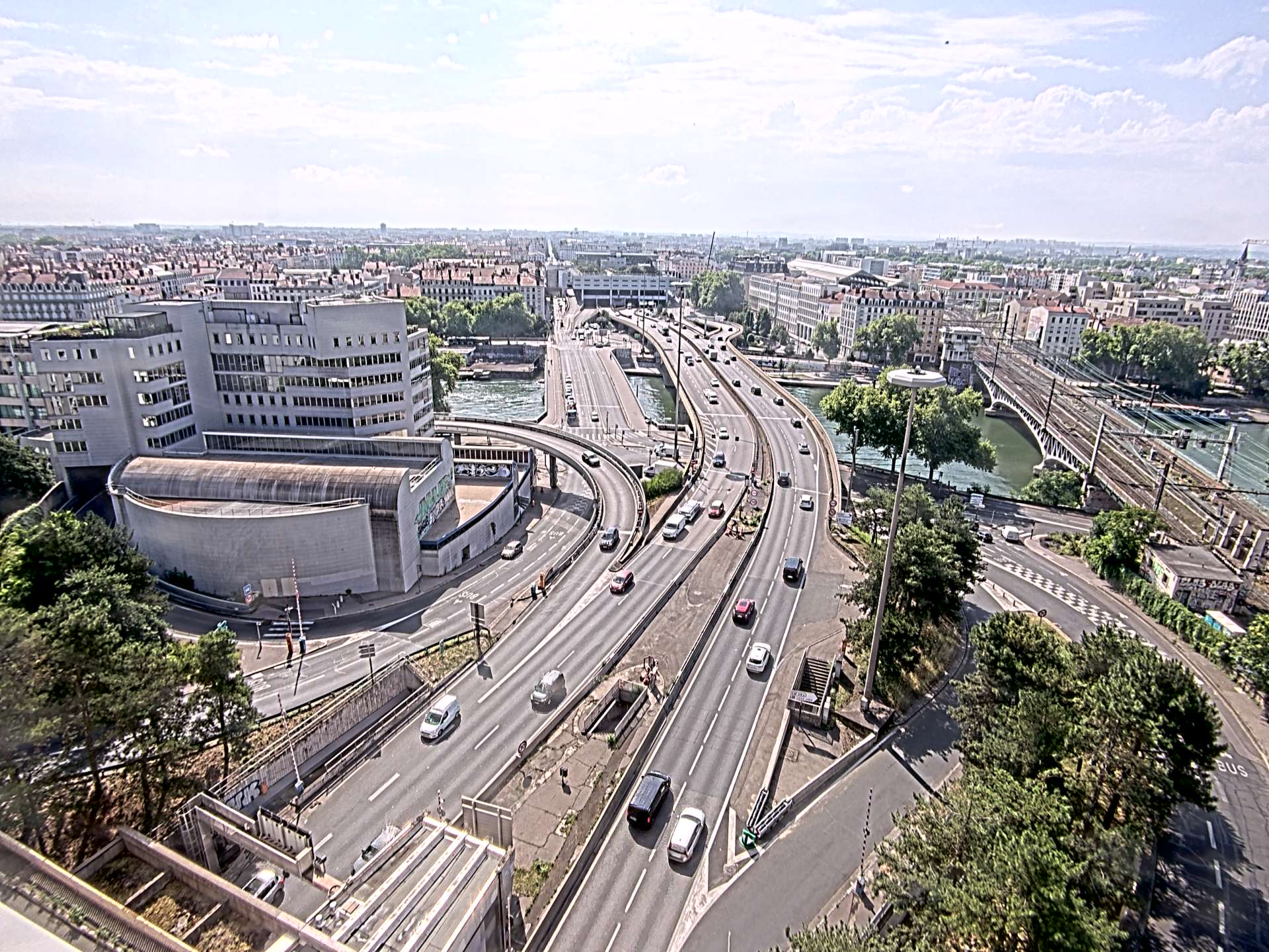 Caméra autoroute à Lyon Perrache à l'entrée Sud du Tunnel sous Fourvière, en direction de Marseille