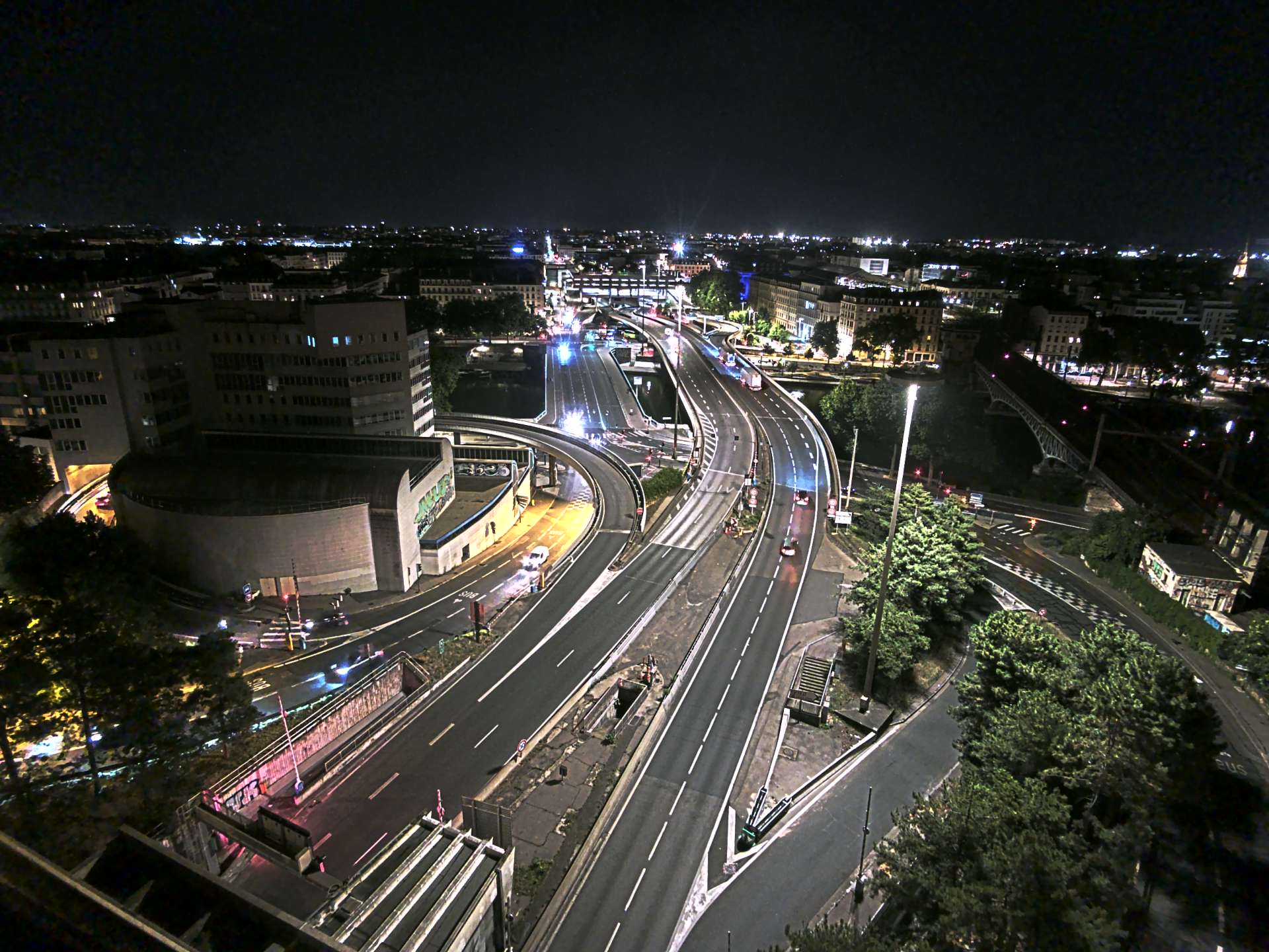 Caméra autoroute à Lyon Perrache à l'entrée Sud du Tunnel sous Fourvière, en direction de Marseille