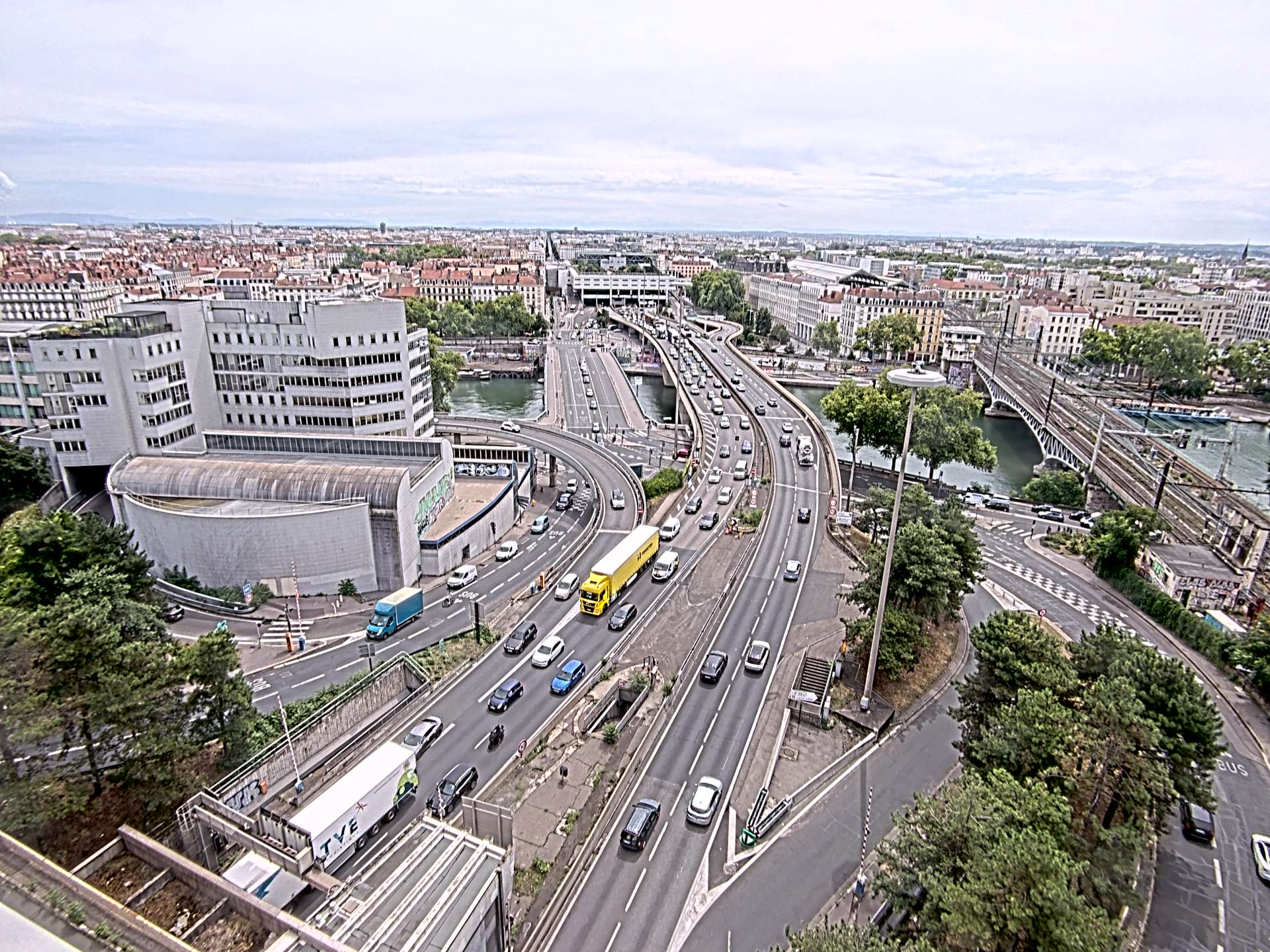 Caméra autoroute à Lyon Perrache à l'entrée Sud du Tunnel sous Fourvière, en direction de Marseille
