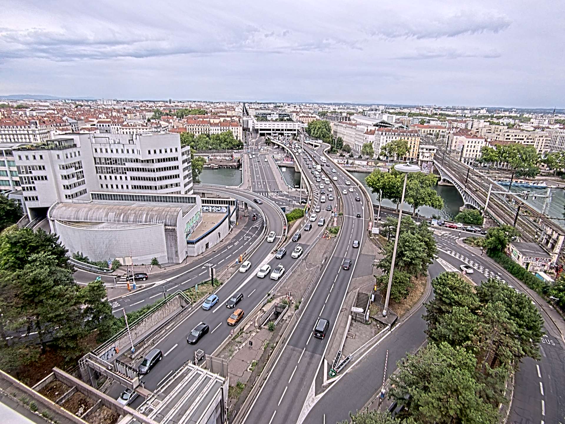 Caméra autoroute à Lyon Perrache à l'entrée Sud du Tunnel sous Fourvière, en direction de Marseille