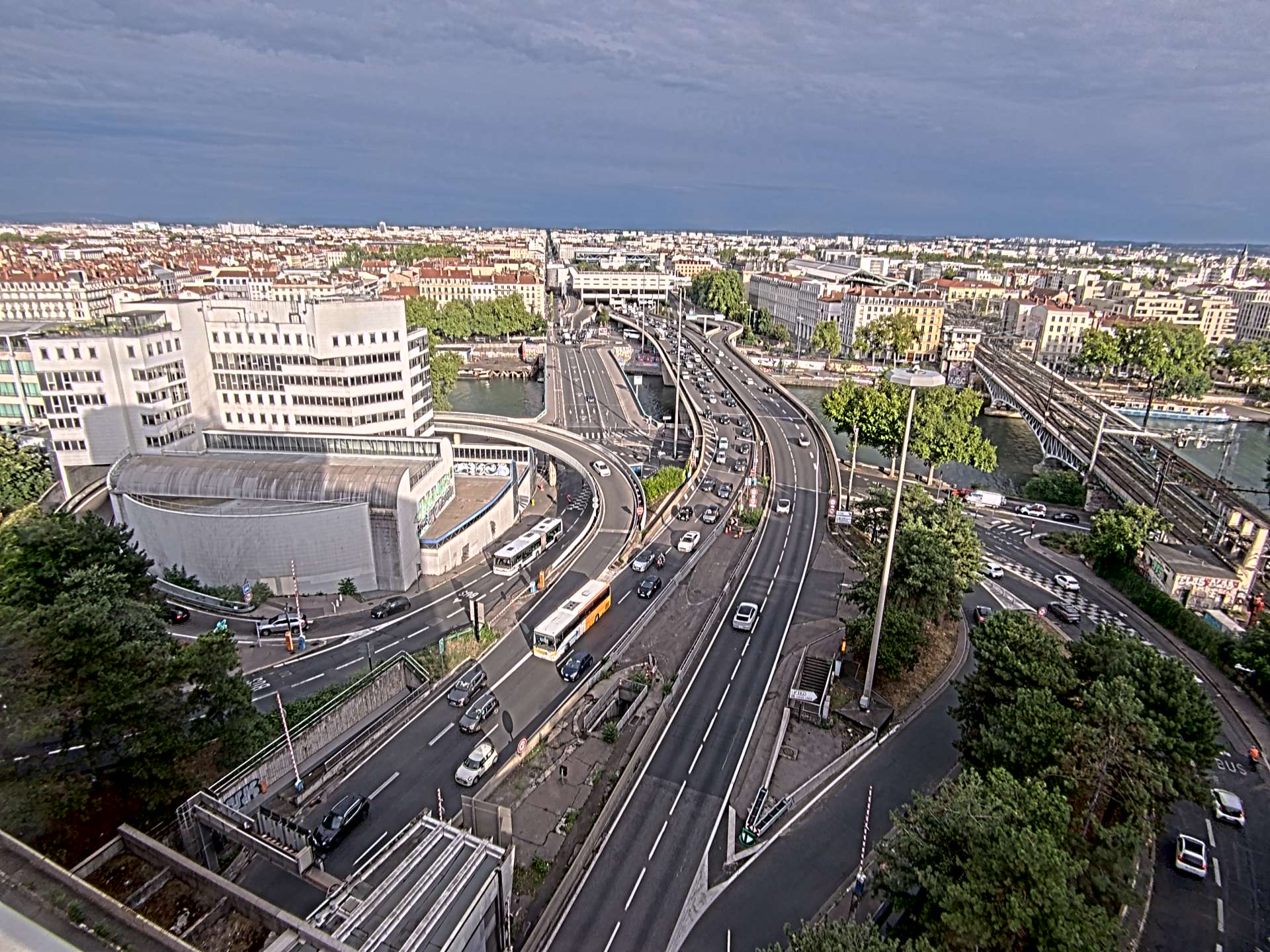 Caméra autoroute à Lyon Perrache à l'entrée Sud du Tunnel sous Fourvière, en direction de Marseille