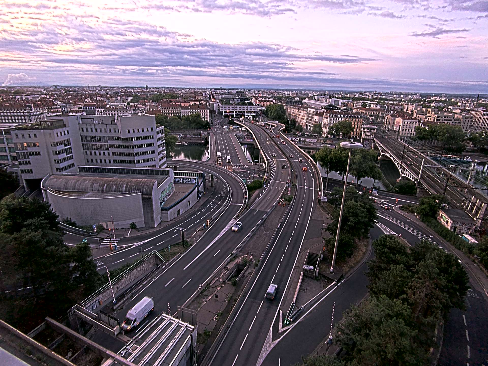 Caméra autoroute à Lyon Perrache à l'entrée Sud du Tunnel sous Fourvière, en direction de Marseille