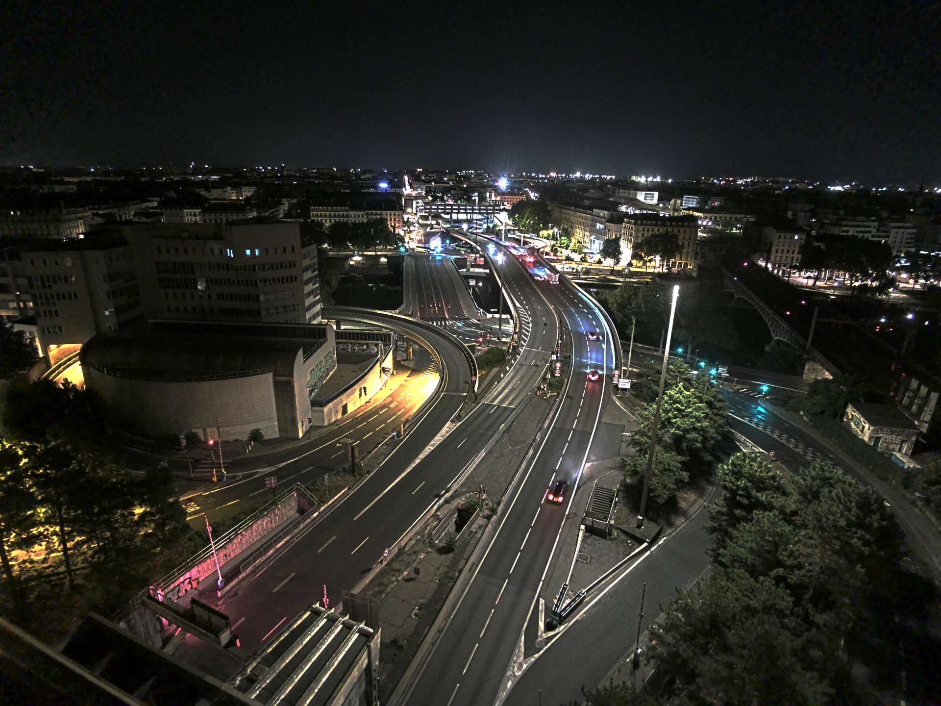 Caméra autoroute à Lyon Perrache à l'entrée Sud du Tunnel sous Fourvière, en direction de Marseille